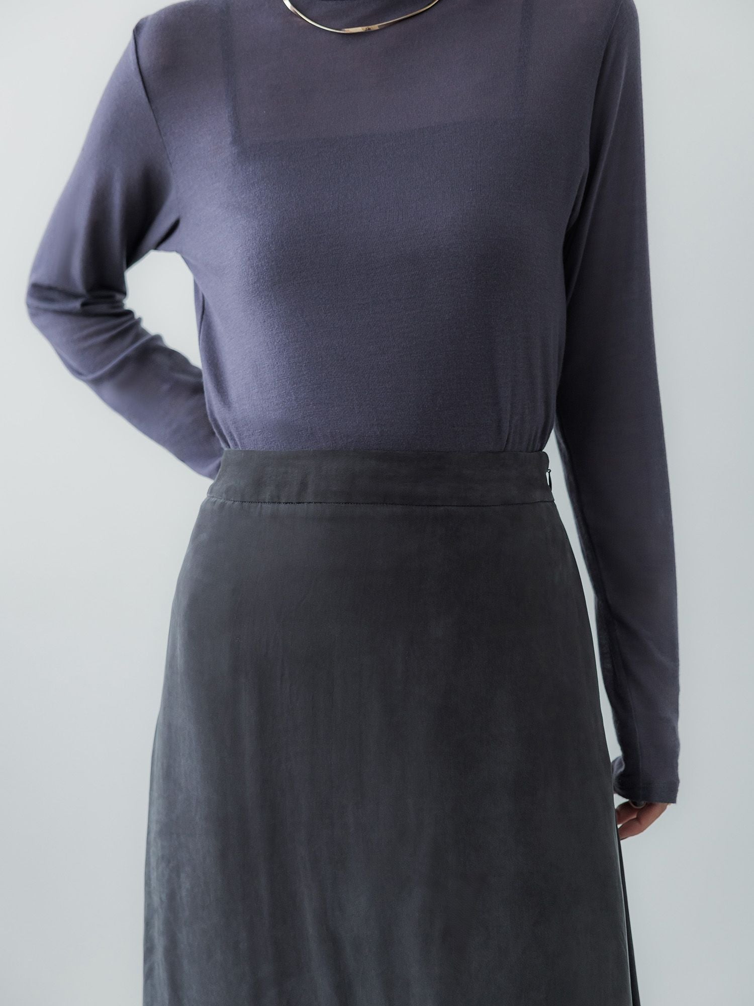 H170 B78 W59 H85 / 着用サイズ : サンプル