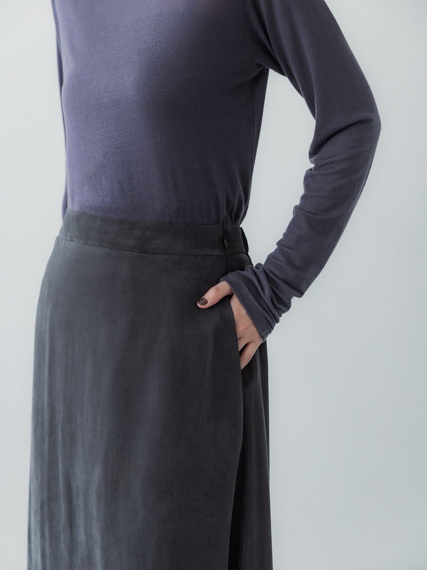 H170 B78 W59 H85 / 着用サイズ : サンプル