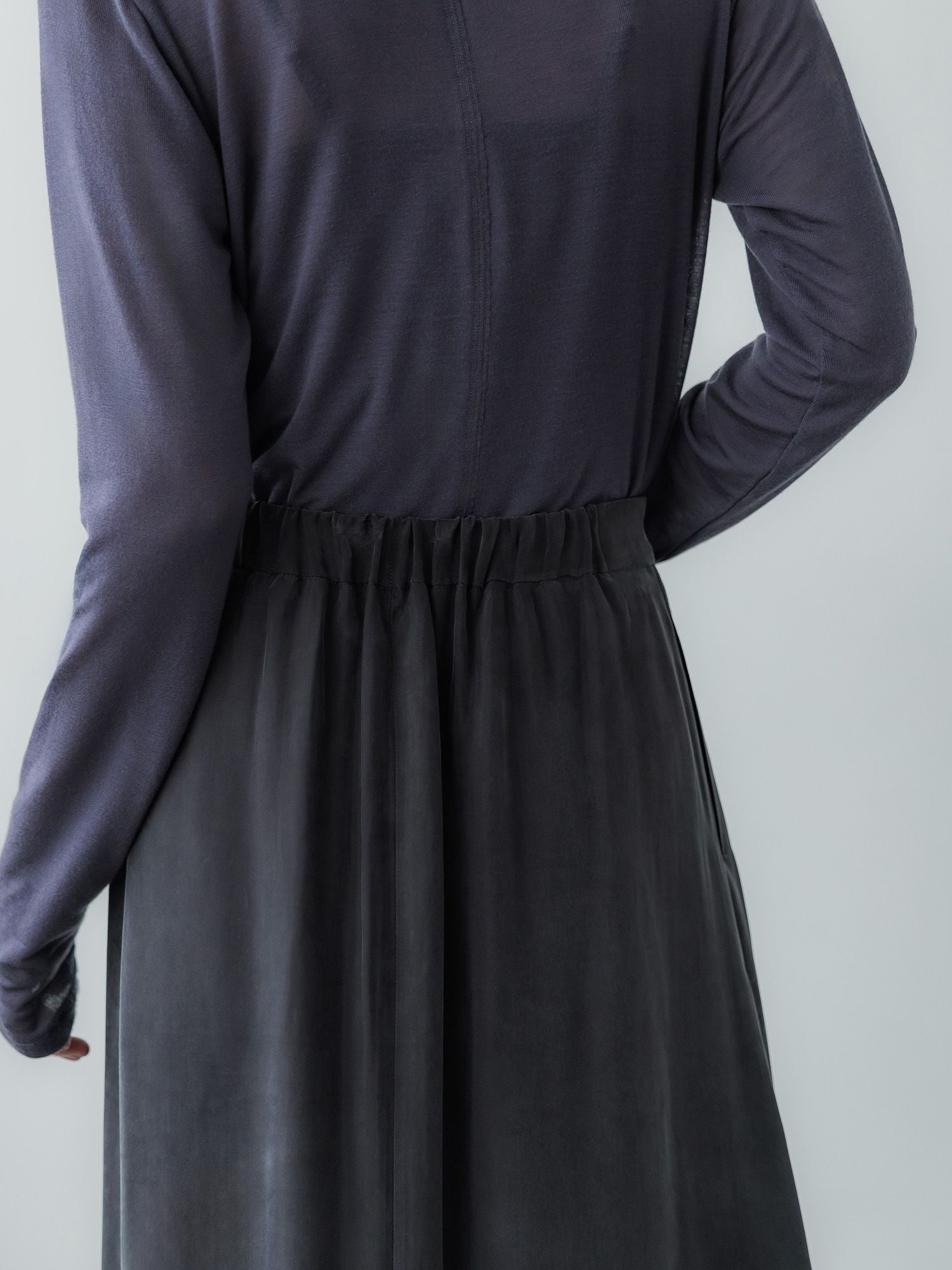 H170 B78 W59 H85 / 着用サイズ : サンプル