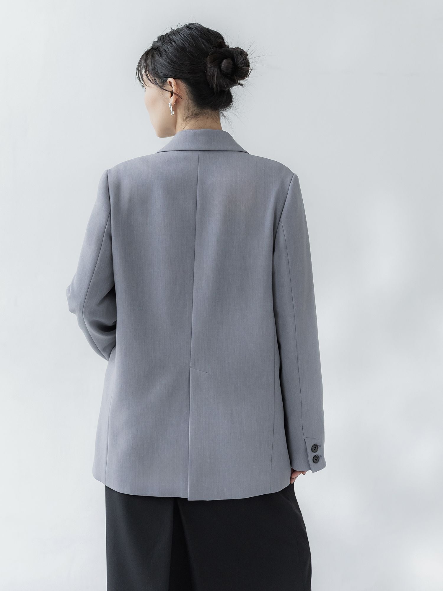 H167 B82 W60 H88 / 着用サイズ : size3