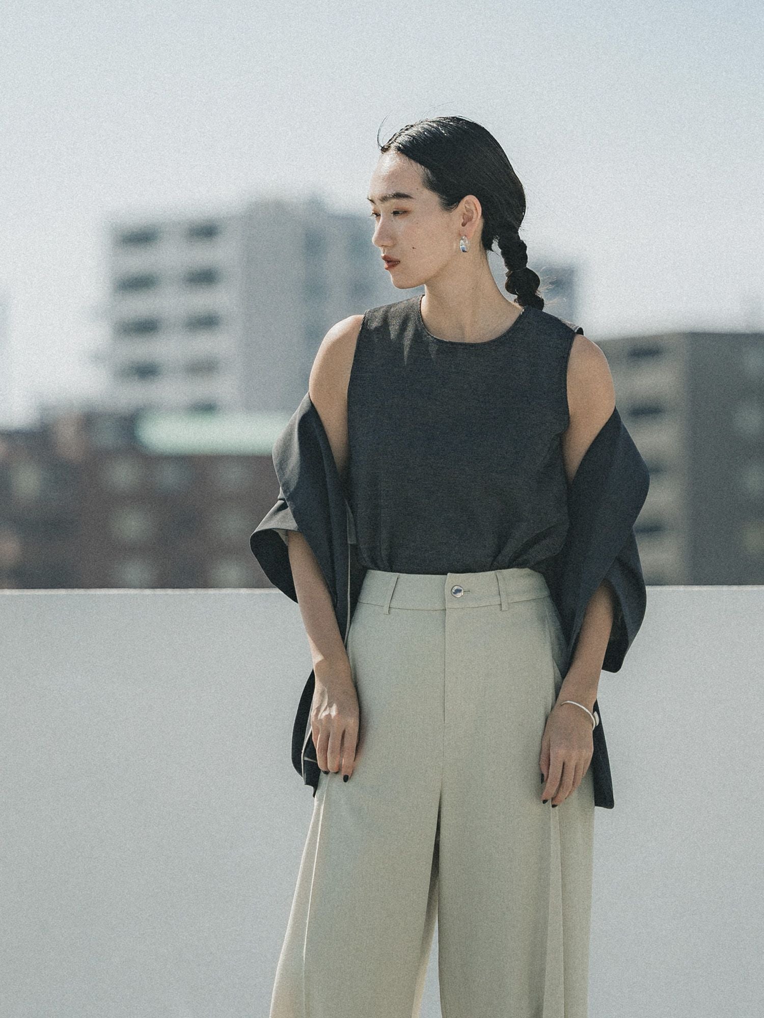 H171 B80 W60 H85 / 着用サイズ : size2