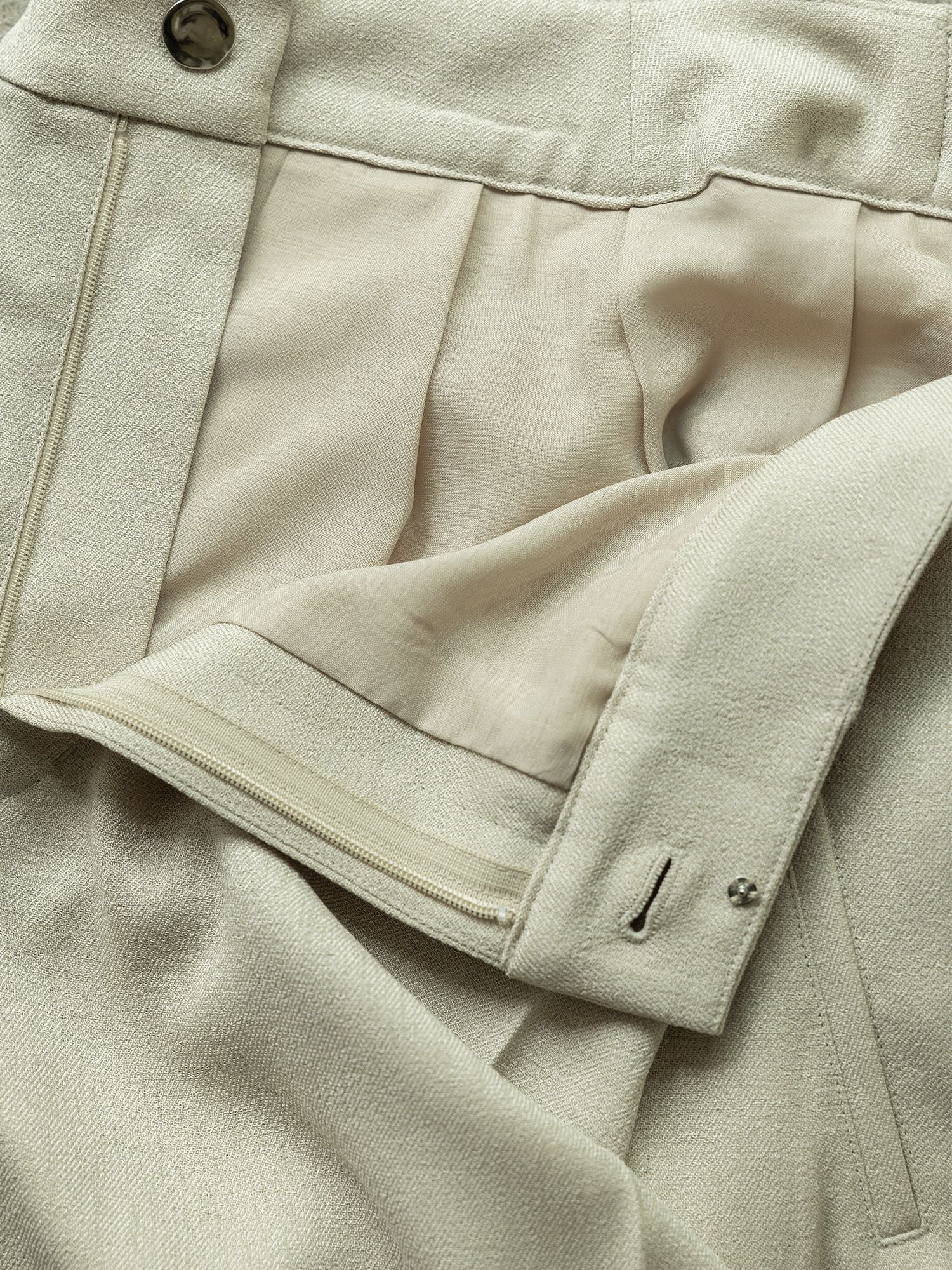 サイドタックスラブワイドパンツ