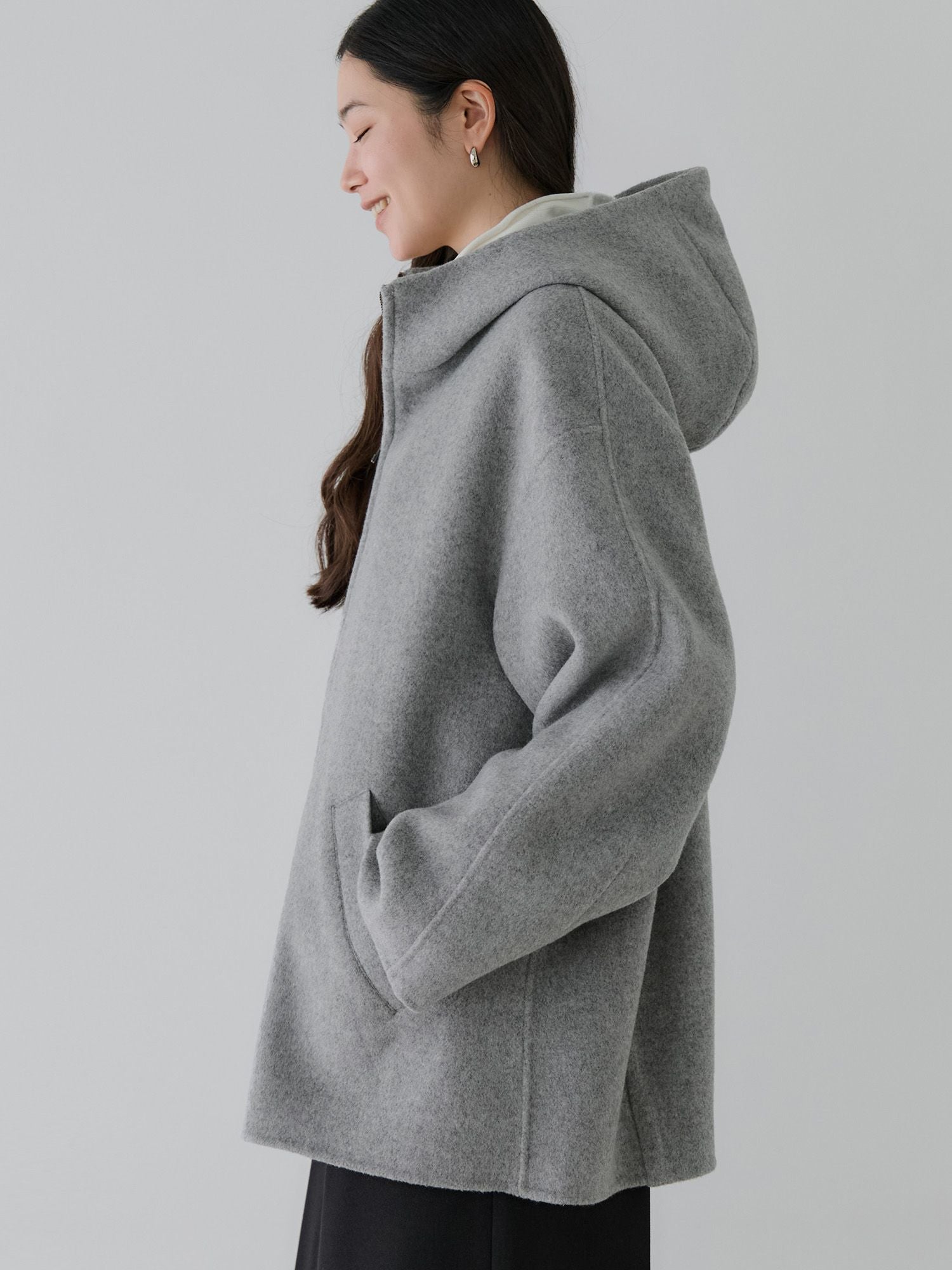 H168 B77 W60 H86 / 着用サイズ : size3