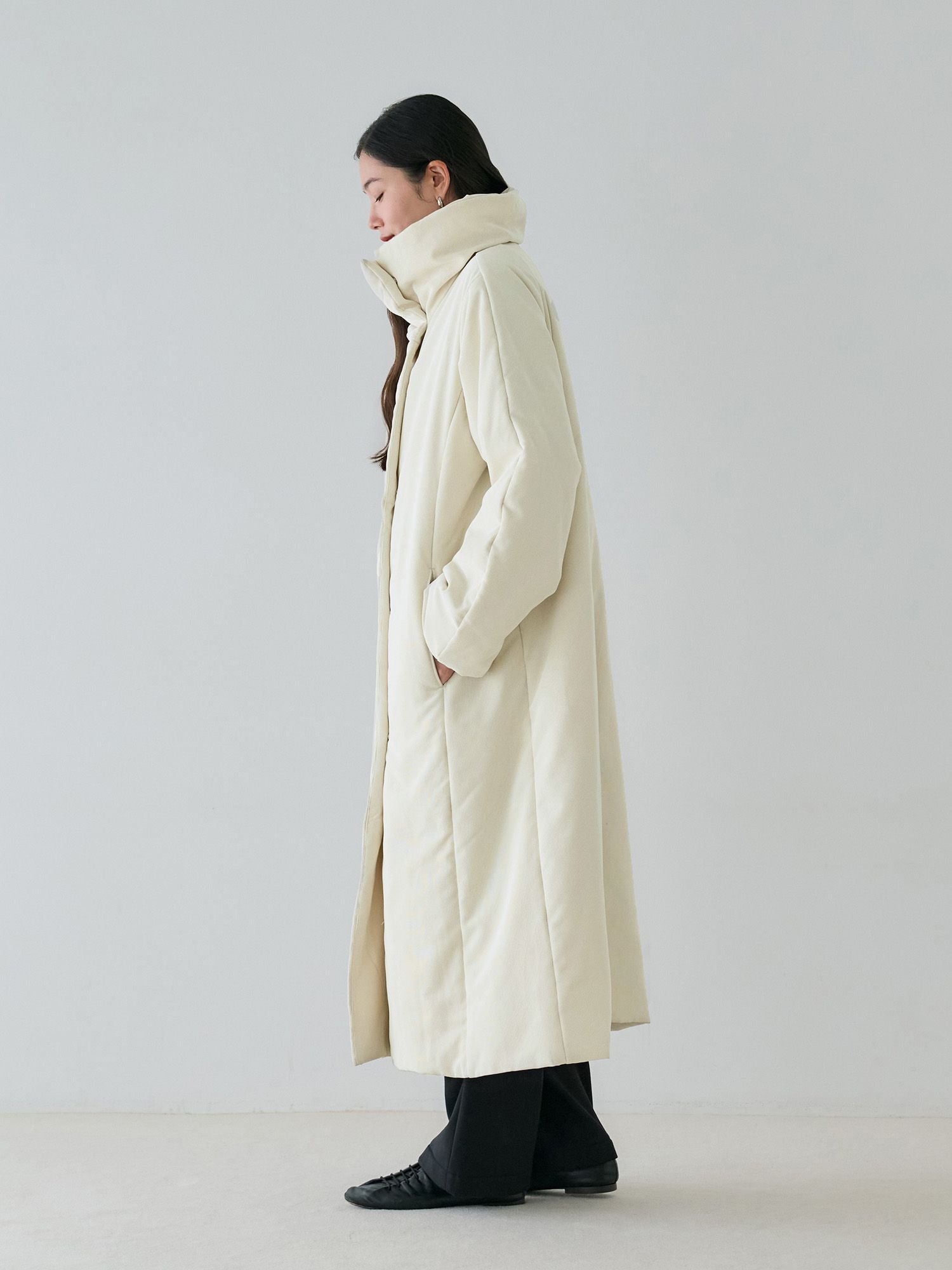 H168 B77 W60 H86 / 着用サイズ : size3