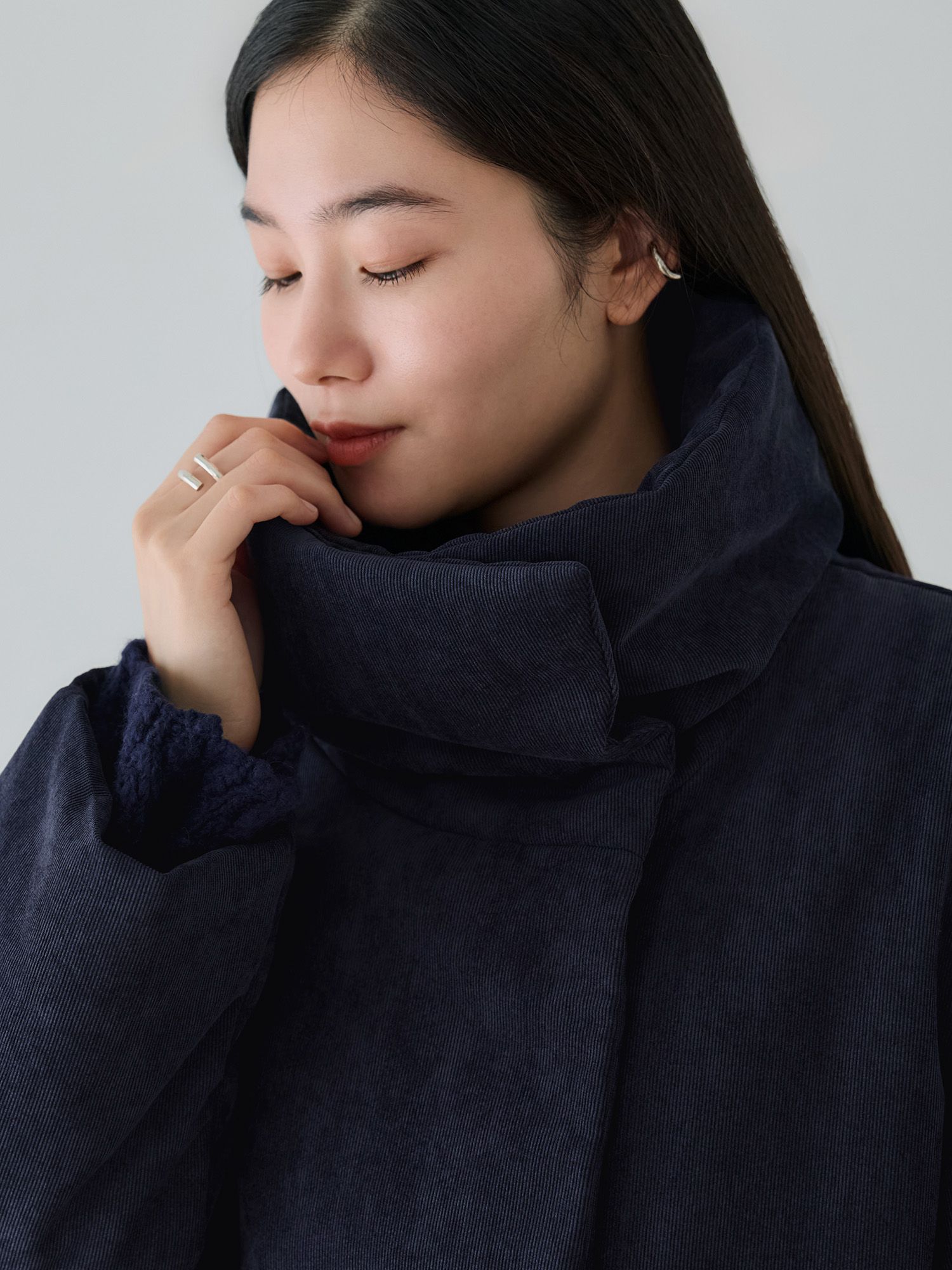 H168 B77 W60 H86 / 着用サイズ : size3