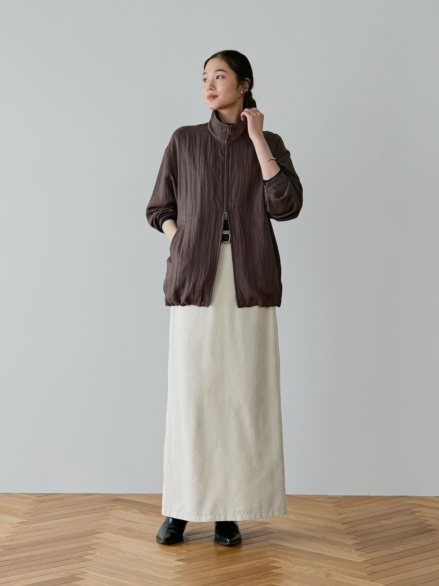 H168 B77 W60 H86 / 着用サイズ : size2