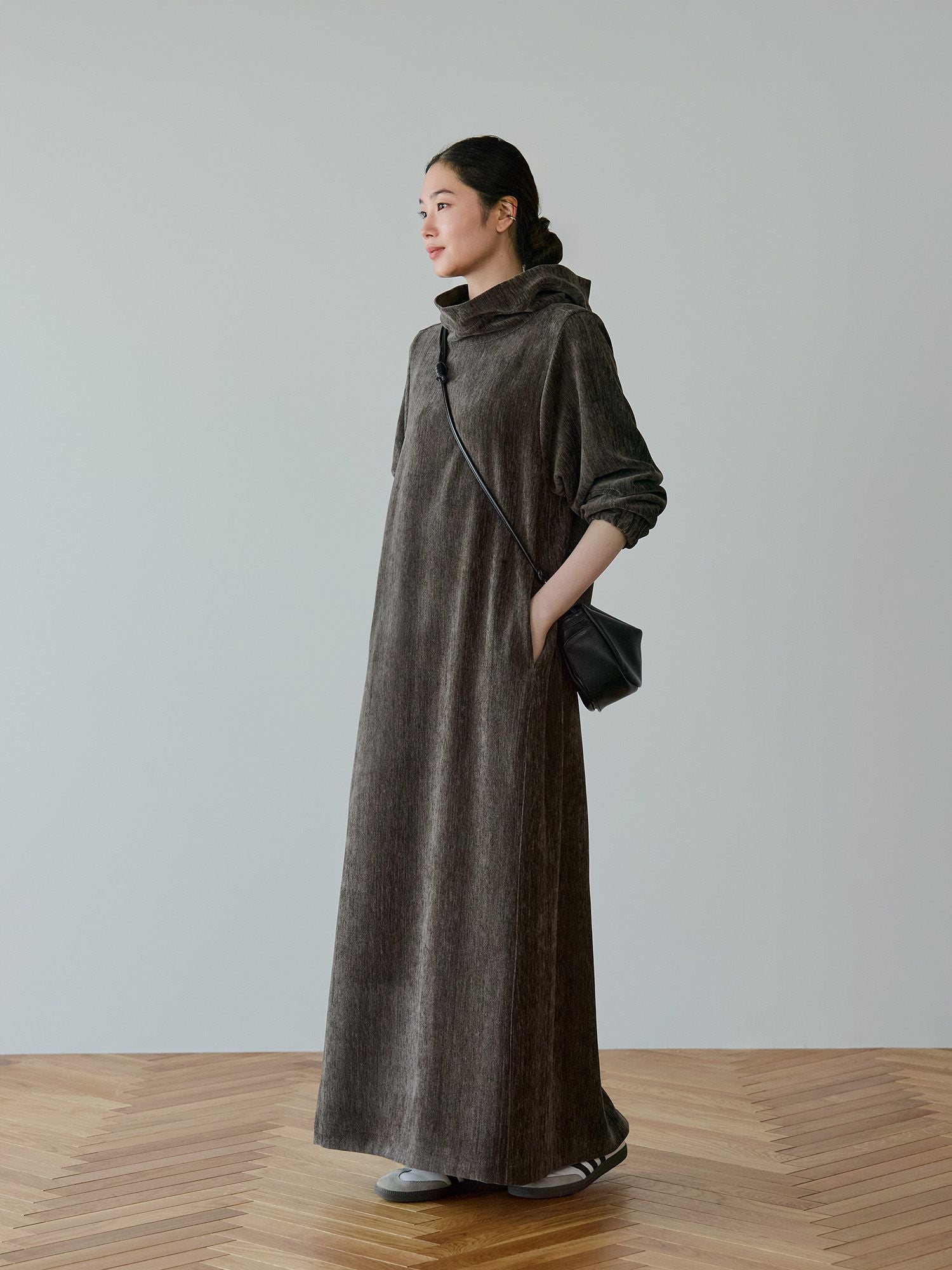 H168 B77 W60 H86 / 着用サイズ : size3