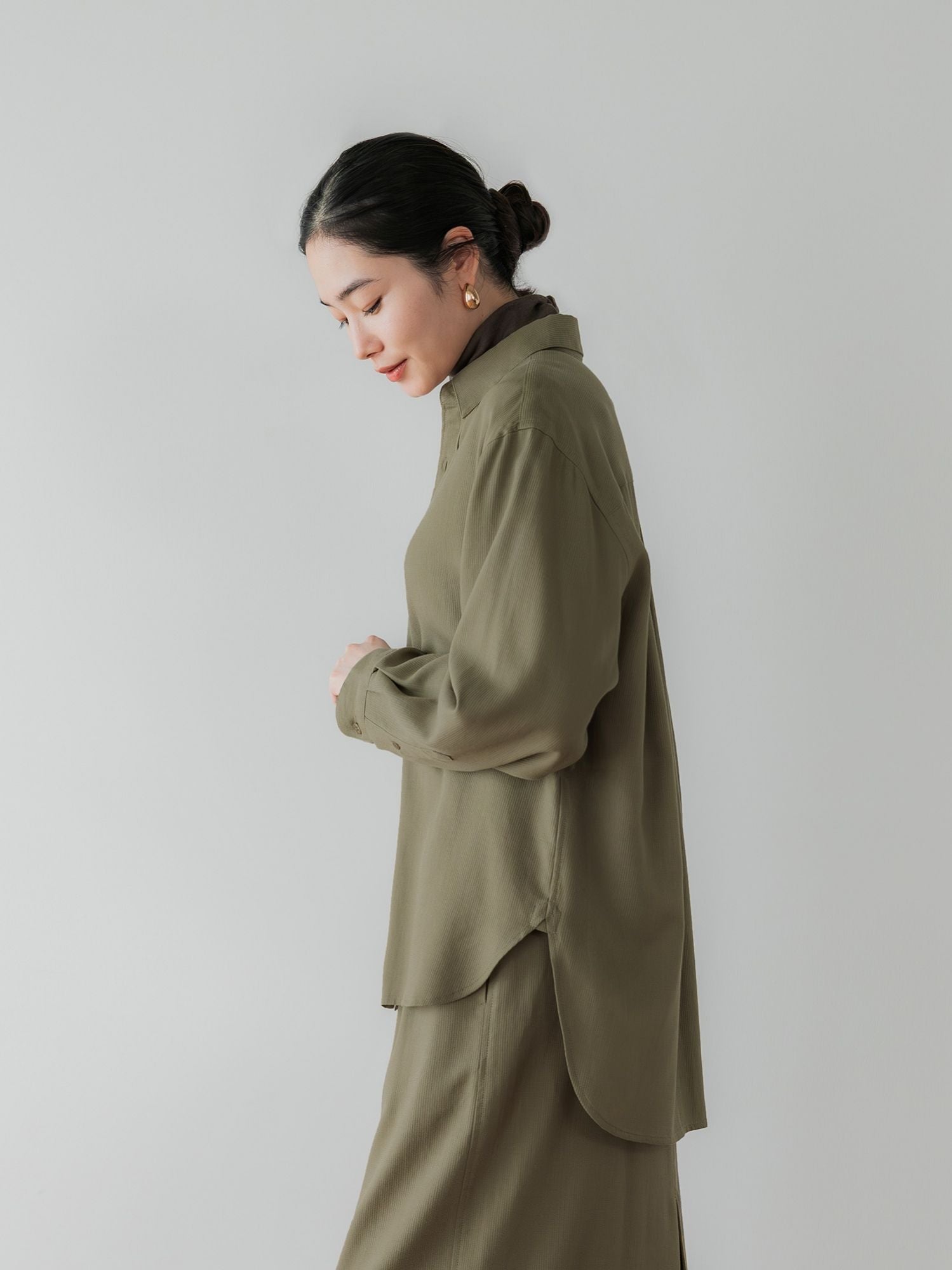 H168 B77 W60 H86 / 着用サイズ : size2