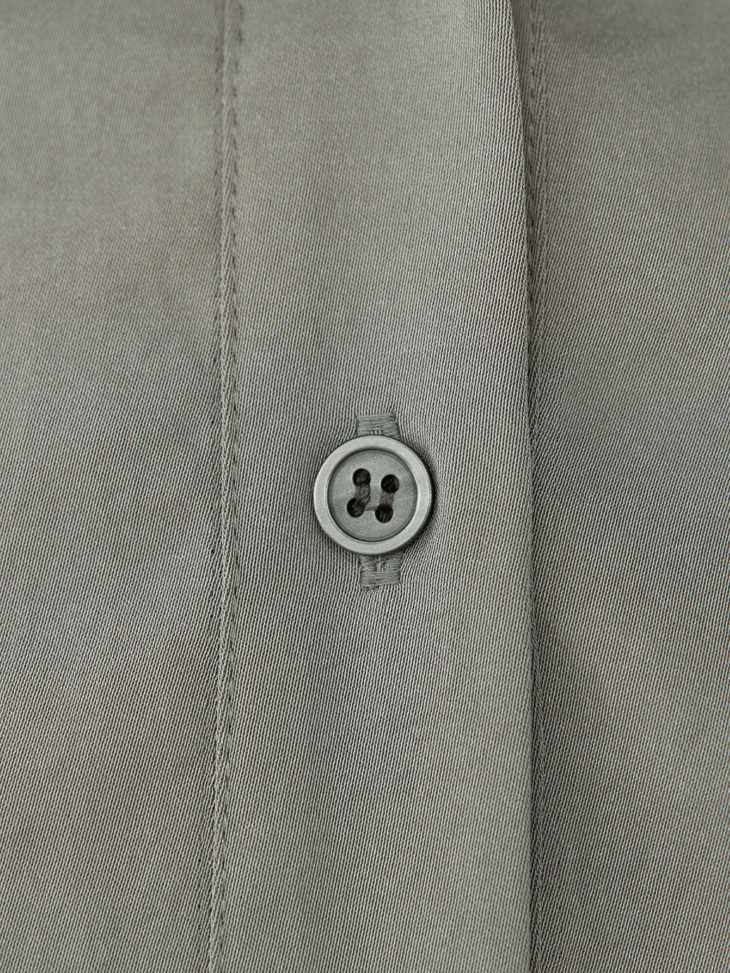 サテンドレープシャツワンピース