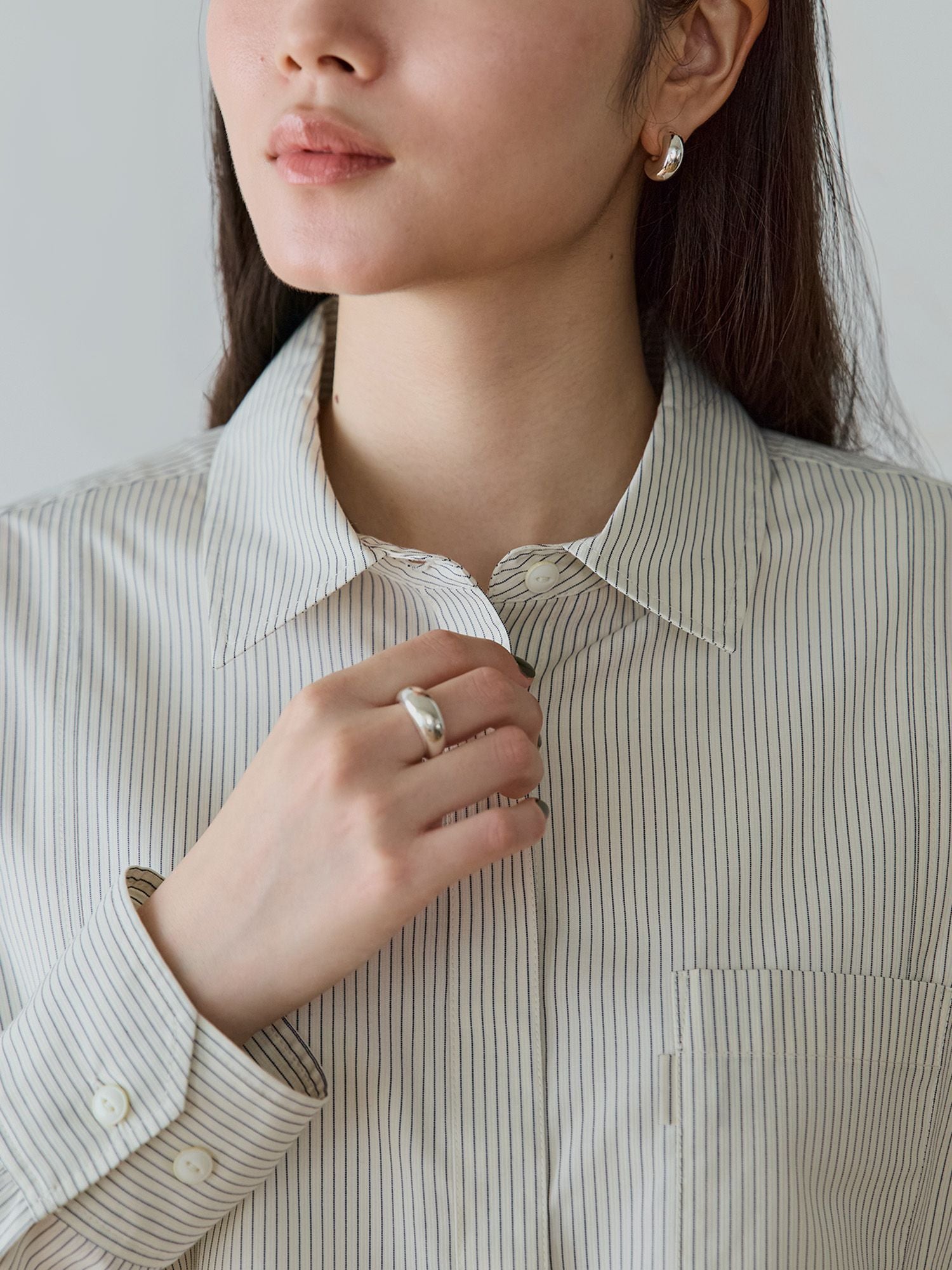 H168 B77 W60 H86 / 着用サイズ : size2