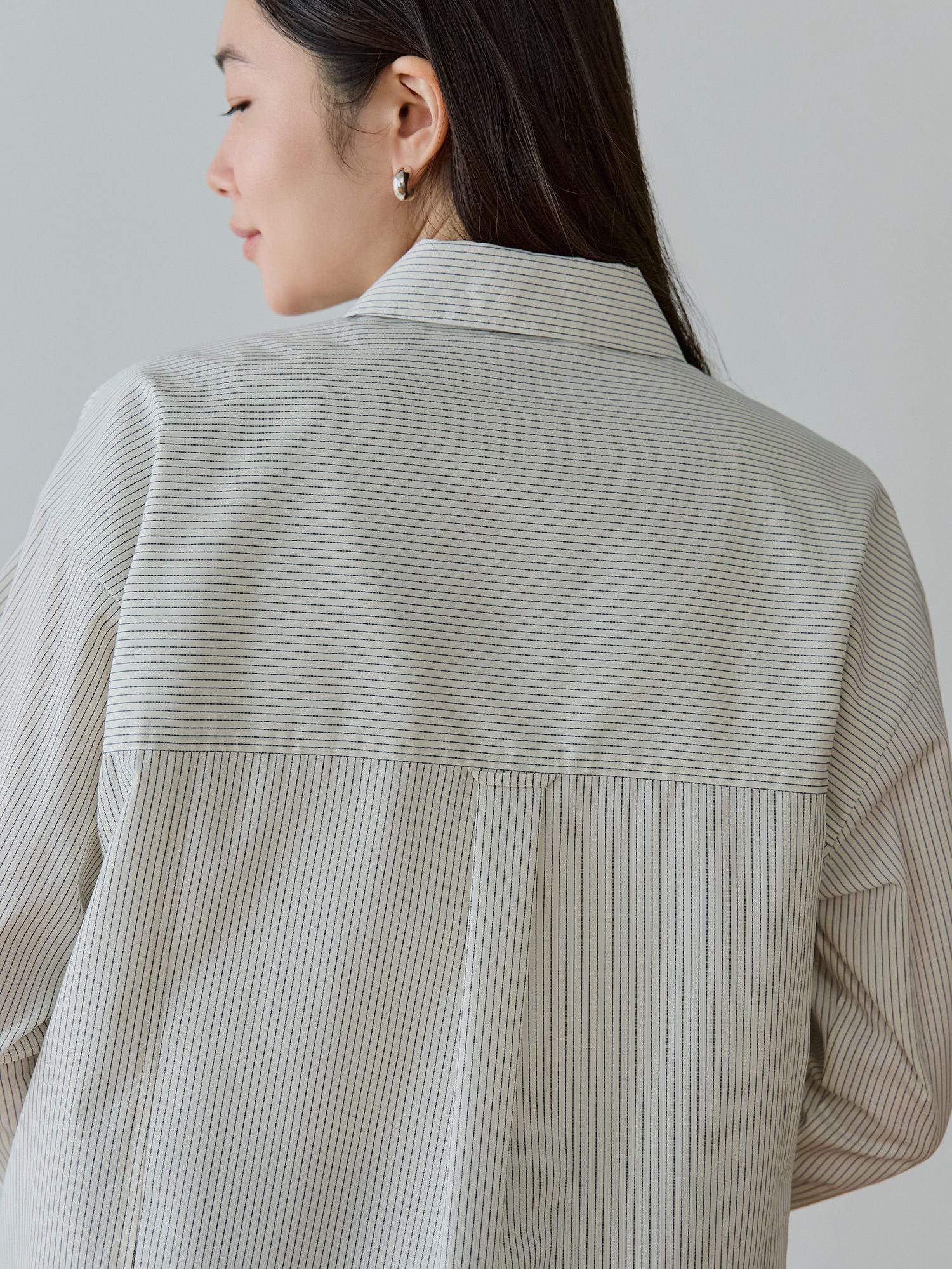 H168 B77 W60 H86 / 着用サイズ : size2