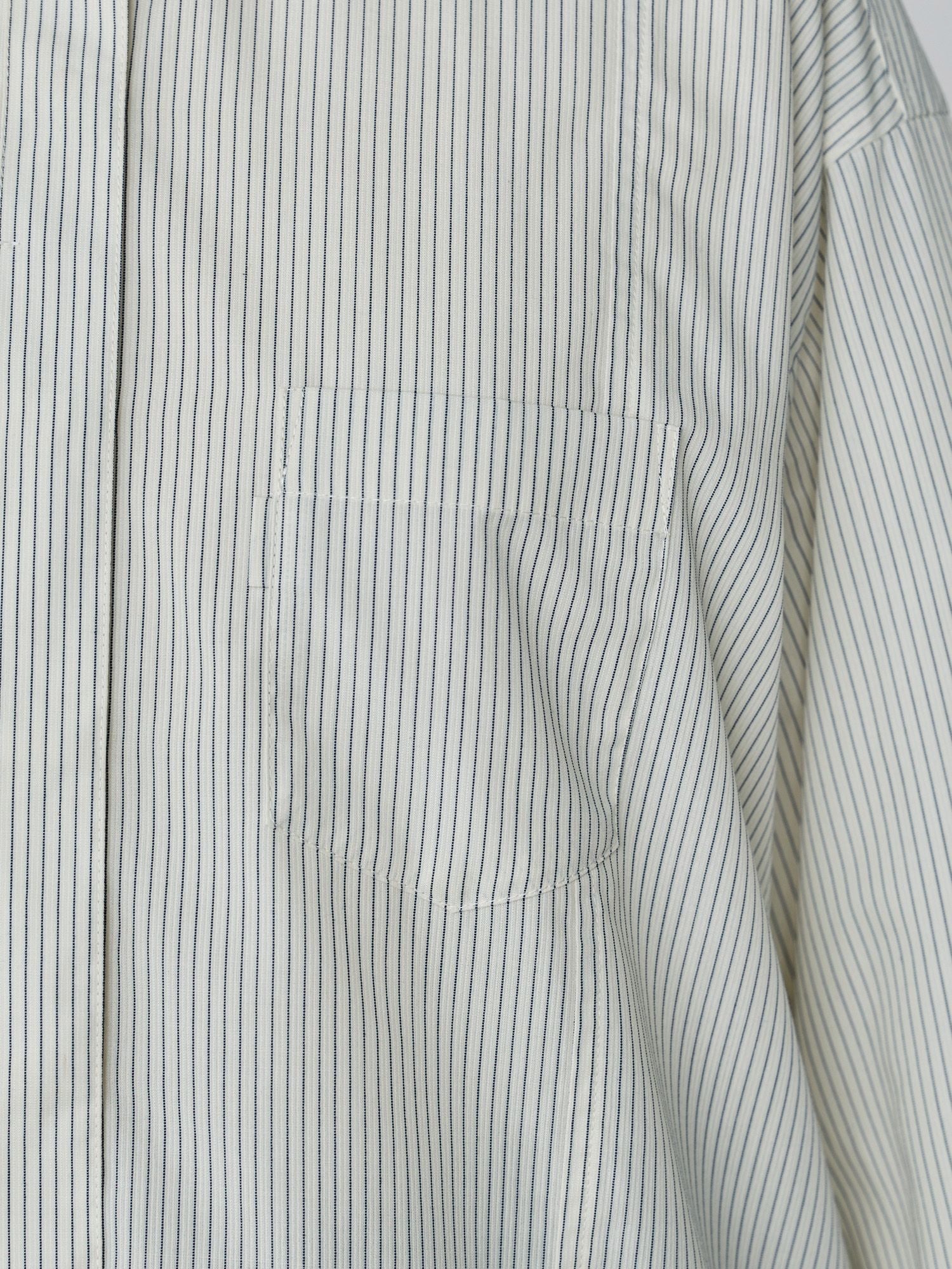 ストライプパネルシームシャツ