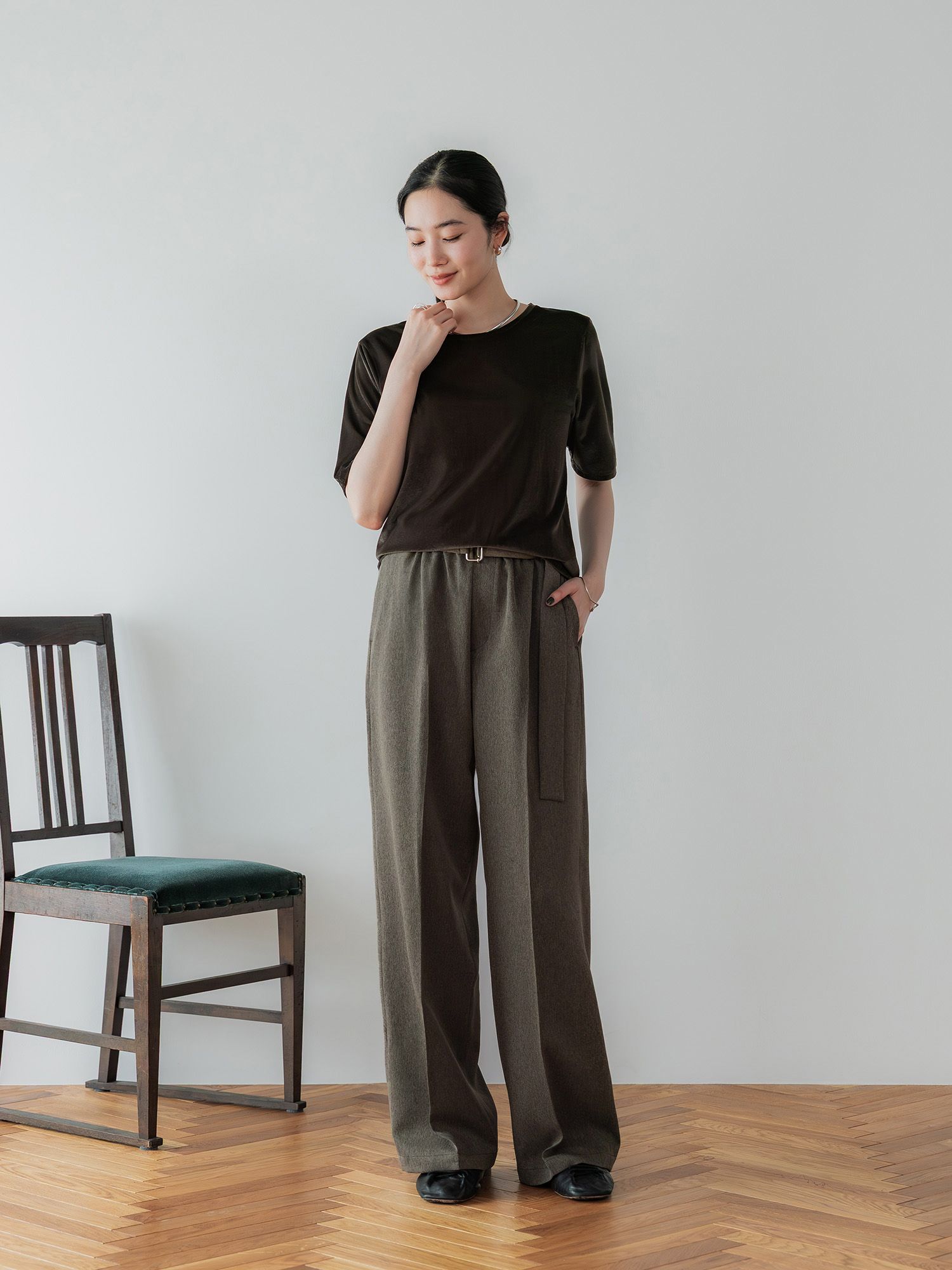 H168 B77 W60 H86 / 着用サイズ : size2