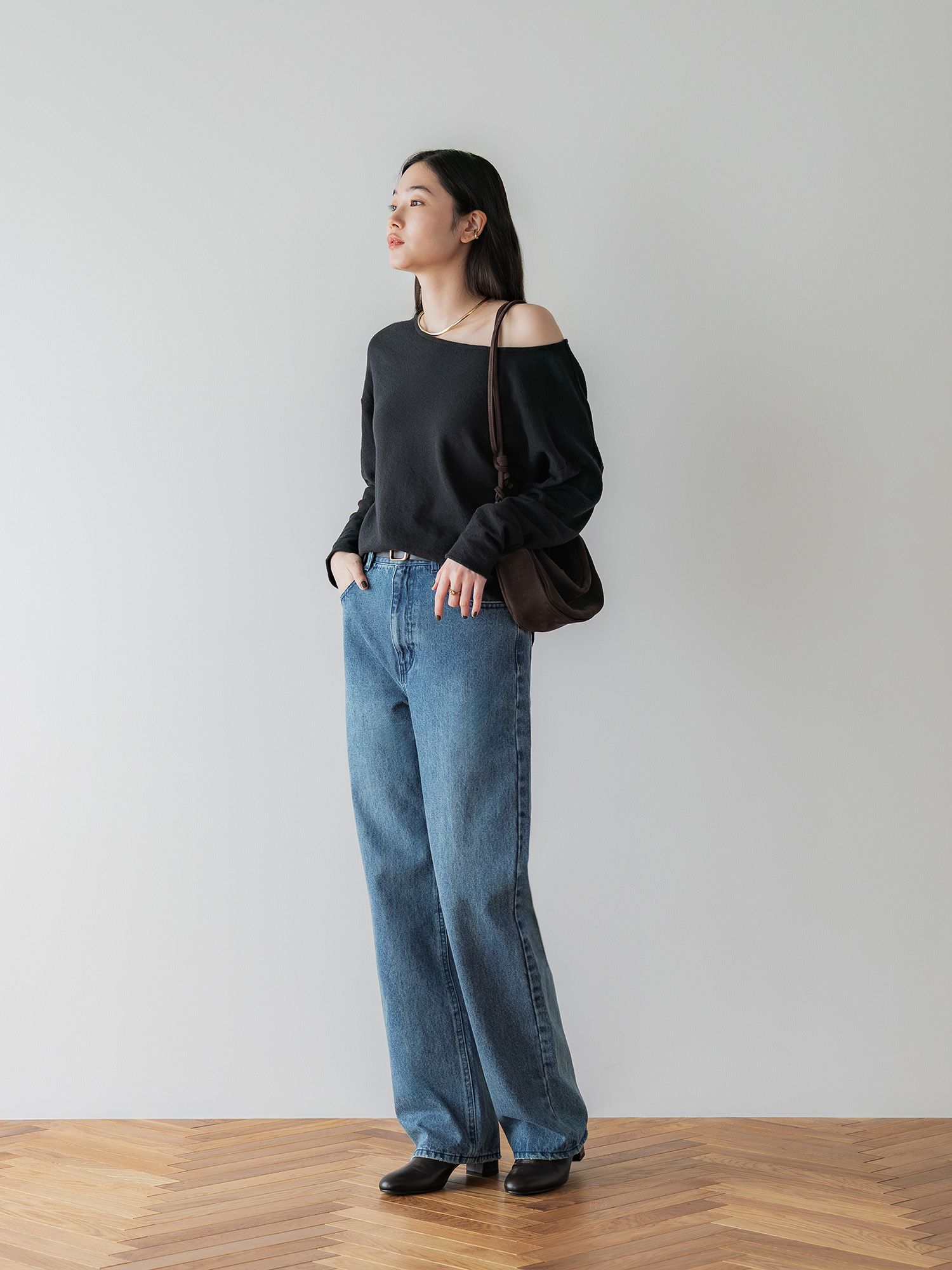 H168 B77 W60 H86 / 着用サイズ : size2