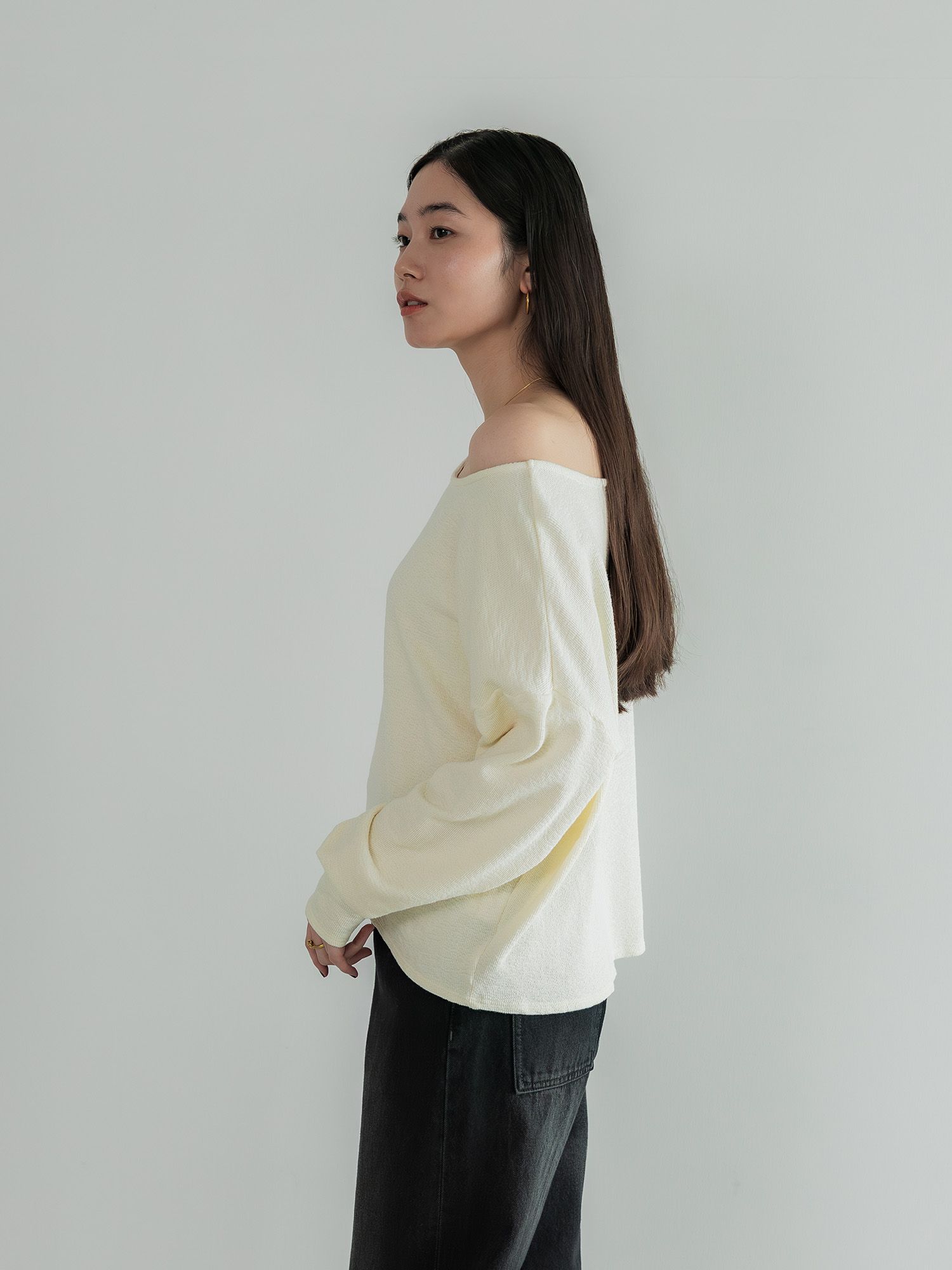 H168 B77 W60 H86 / 着用サイズ : size2