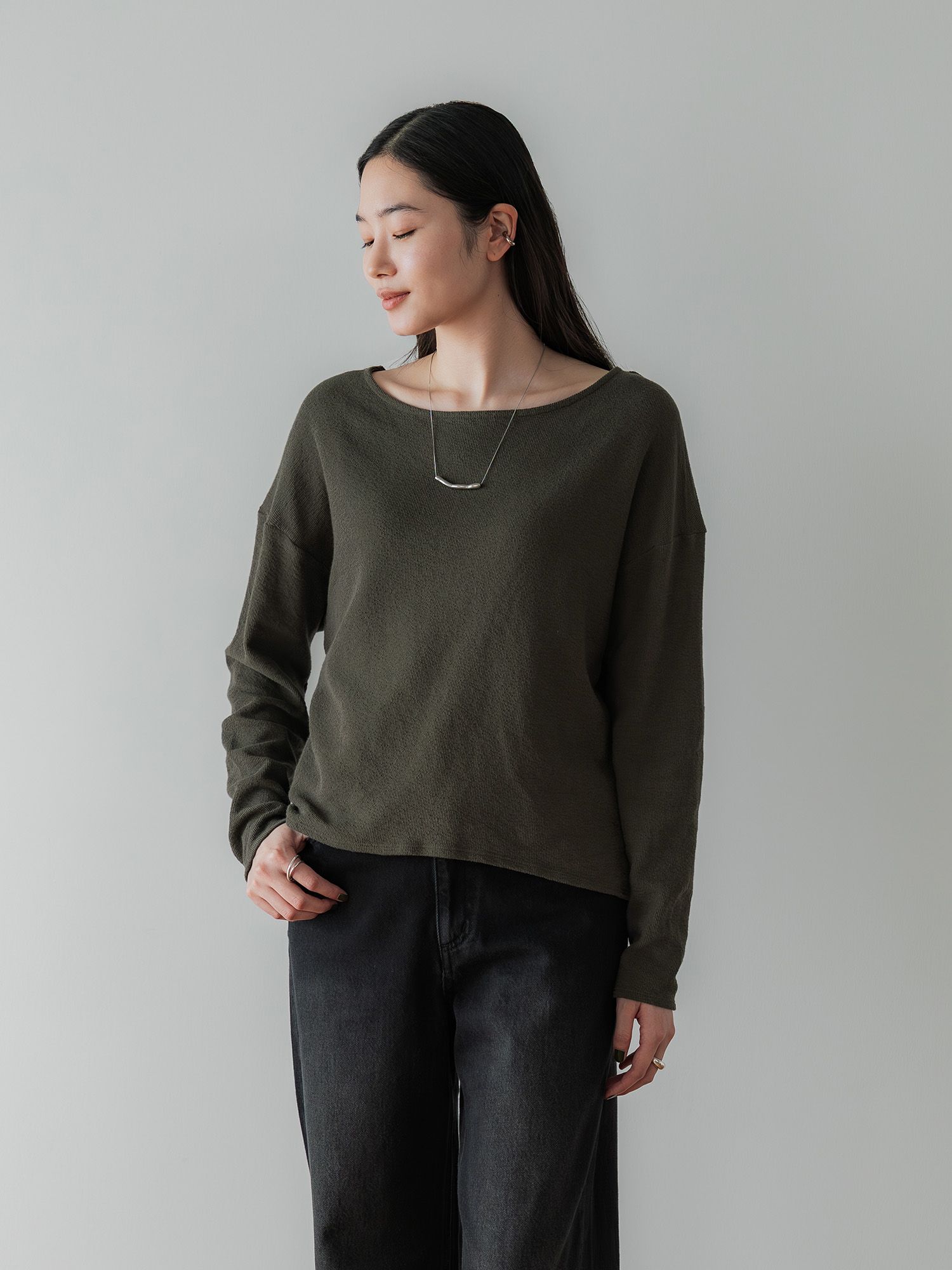 H168 B77 W60 H86 / 着用サイズ : size2