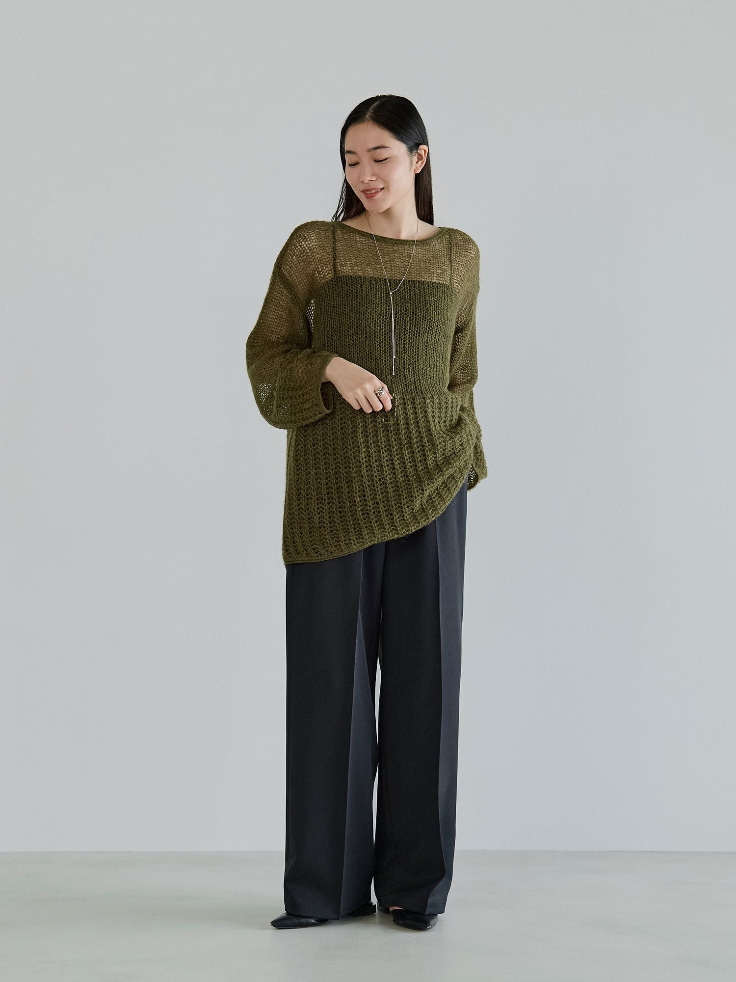 H168 B77 W60 H86 / 着用サイズ : long