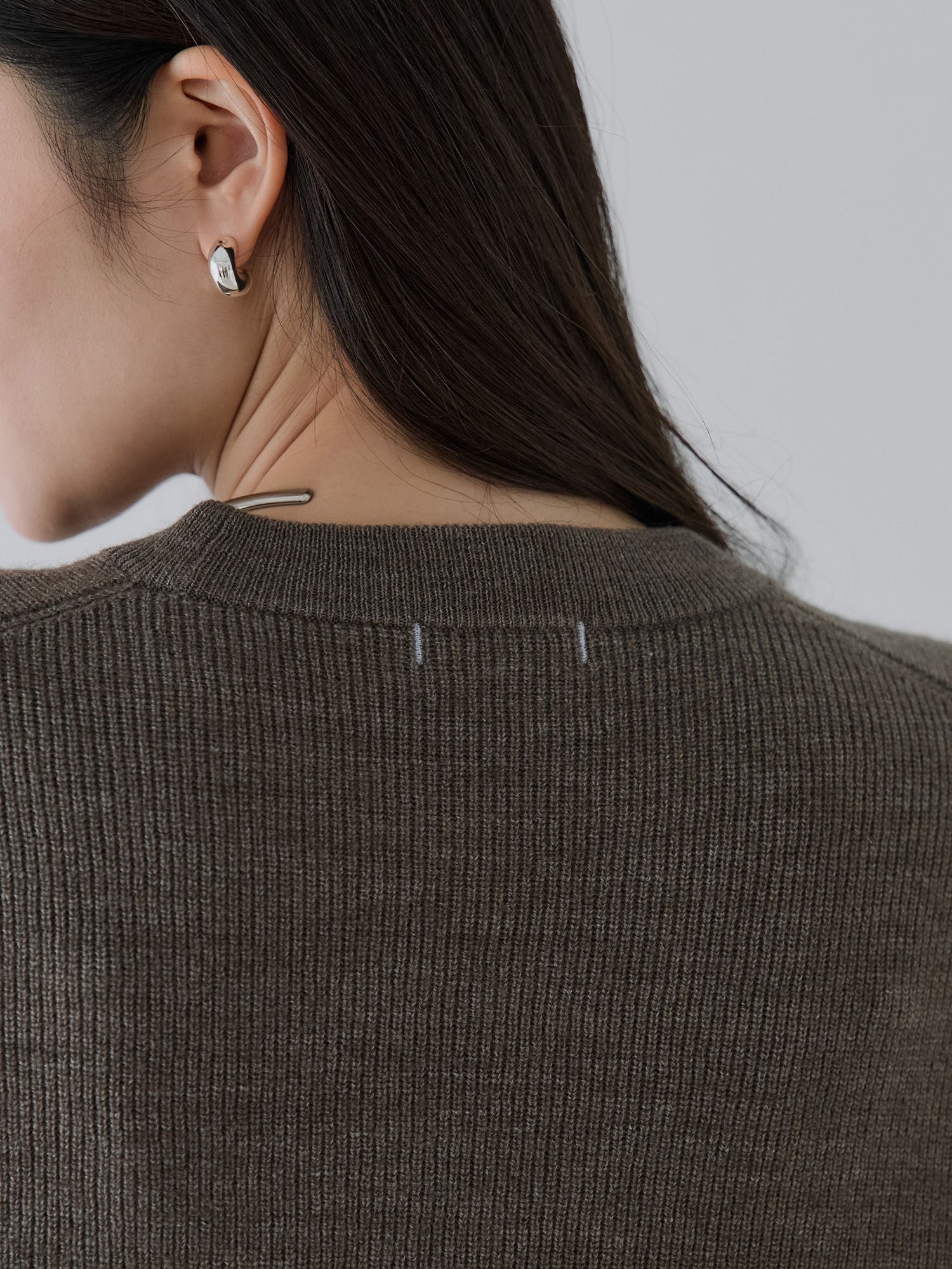 H168 B77 W60 H86 / 着用サイズ : size3