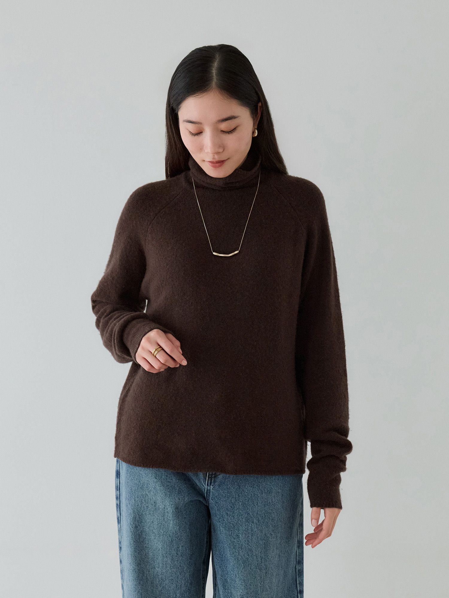 H168 B77 W60 H86 / 着用サイズ : size3