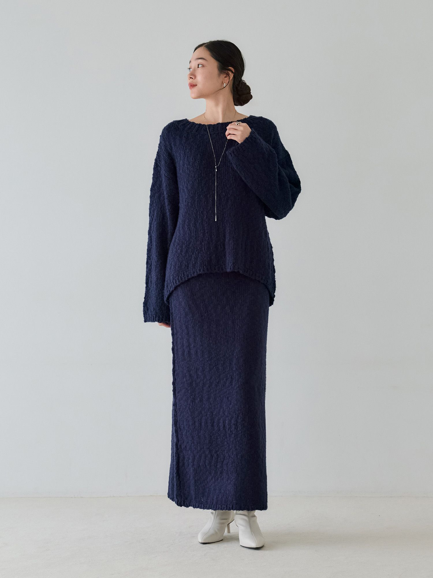 H168 B77 W60 H86 / 着用サイズ : size3