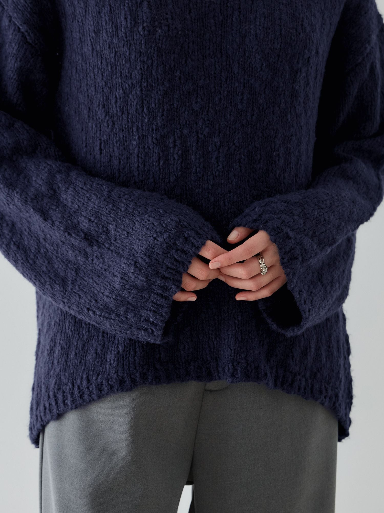 H168 B77 W60 H86 / 着用サイズ : size3