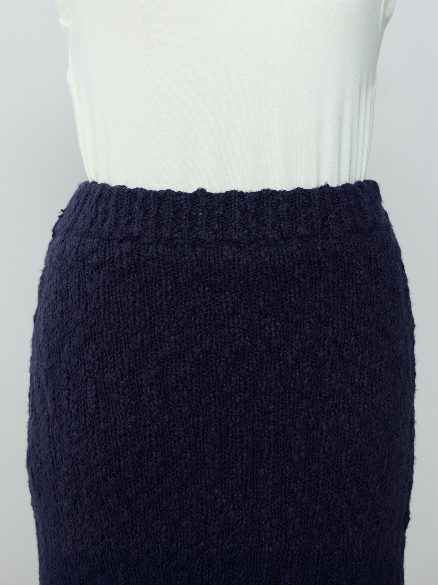 ロービングスラブニットスカート