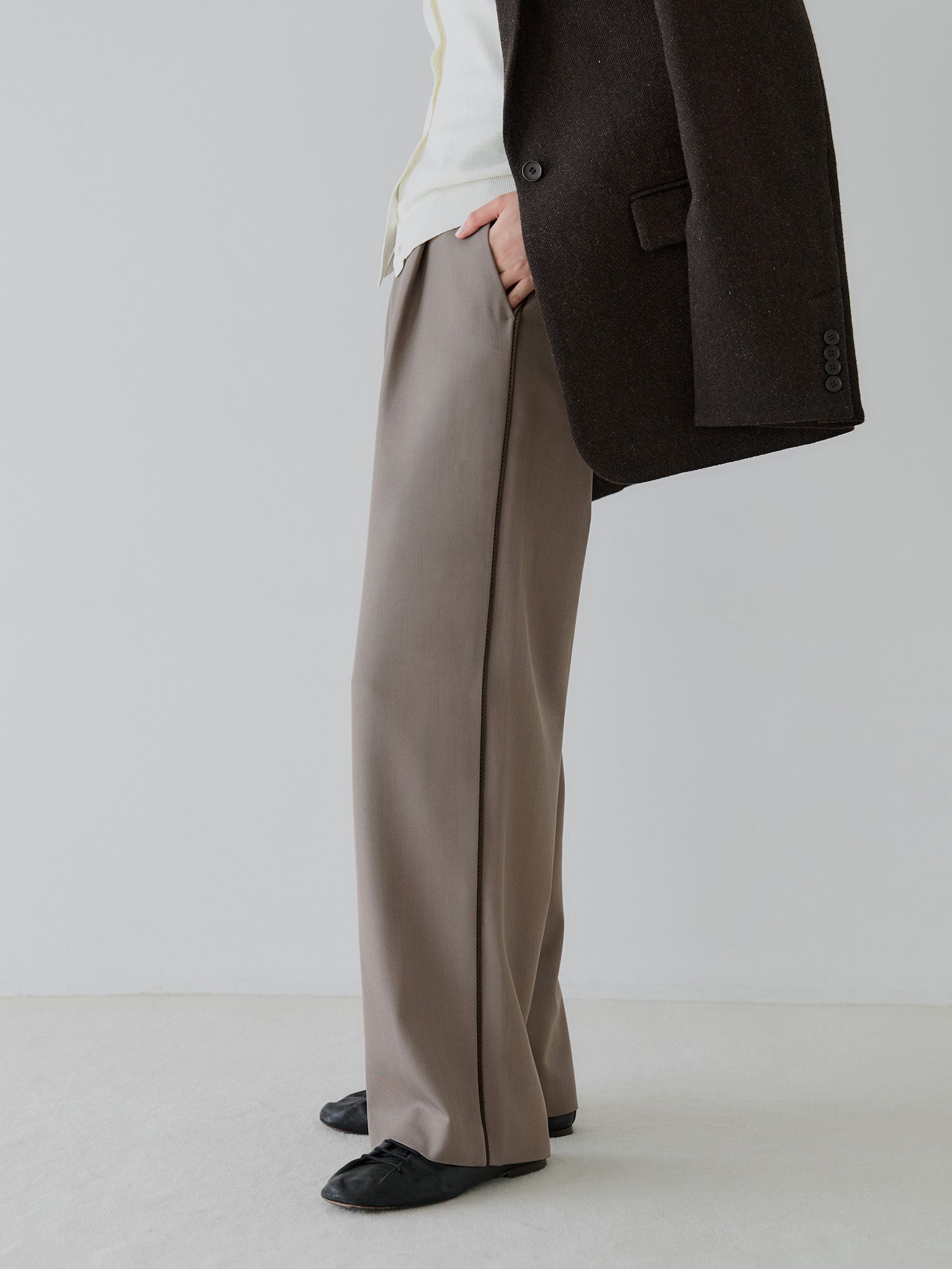 H170 B78 W59 H85 / 着用サイズ : size2