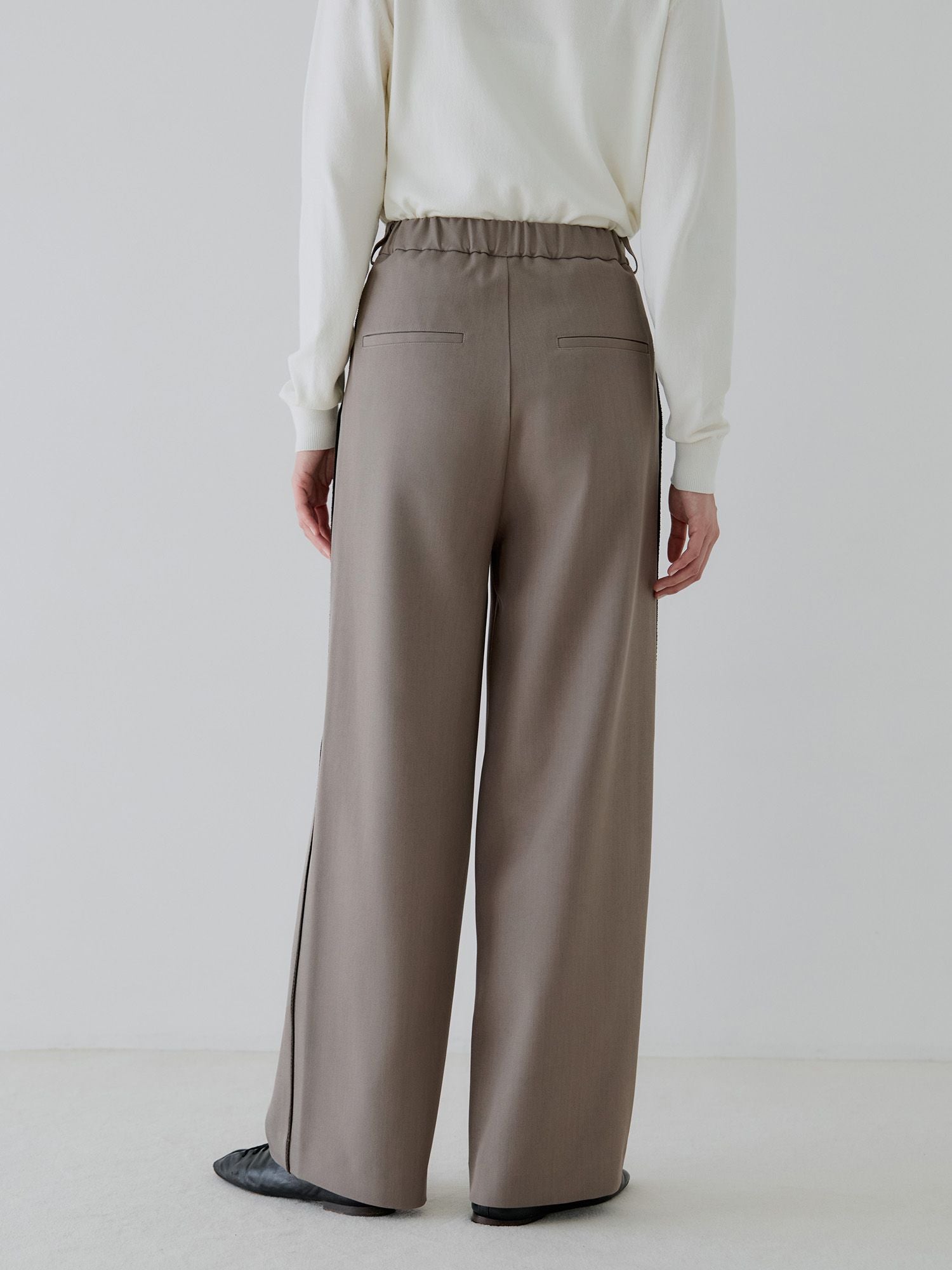 H170 B78 W59 H85 / 着用サイズ : size2