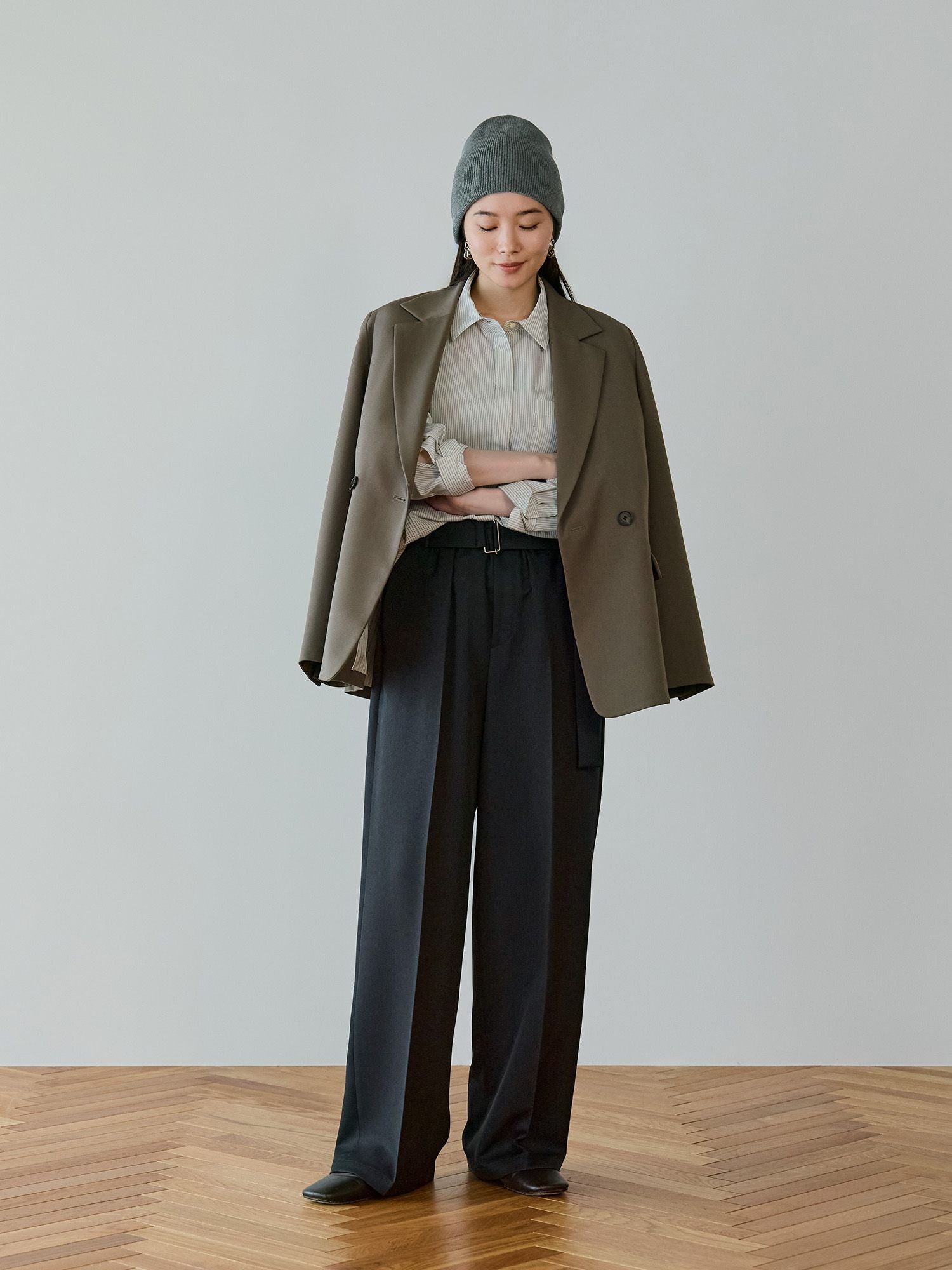 H168 B77 W60 H86 / 着用サイズ : free