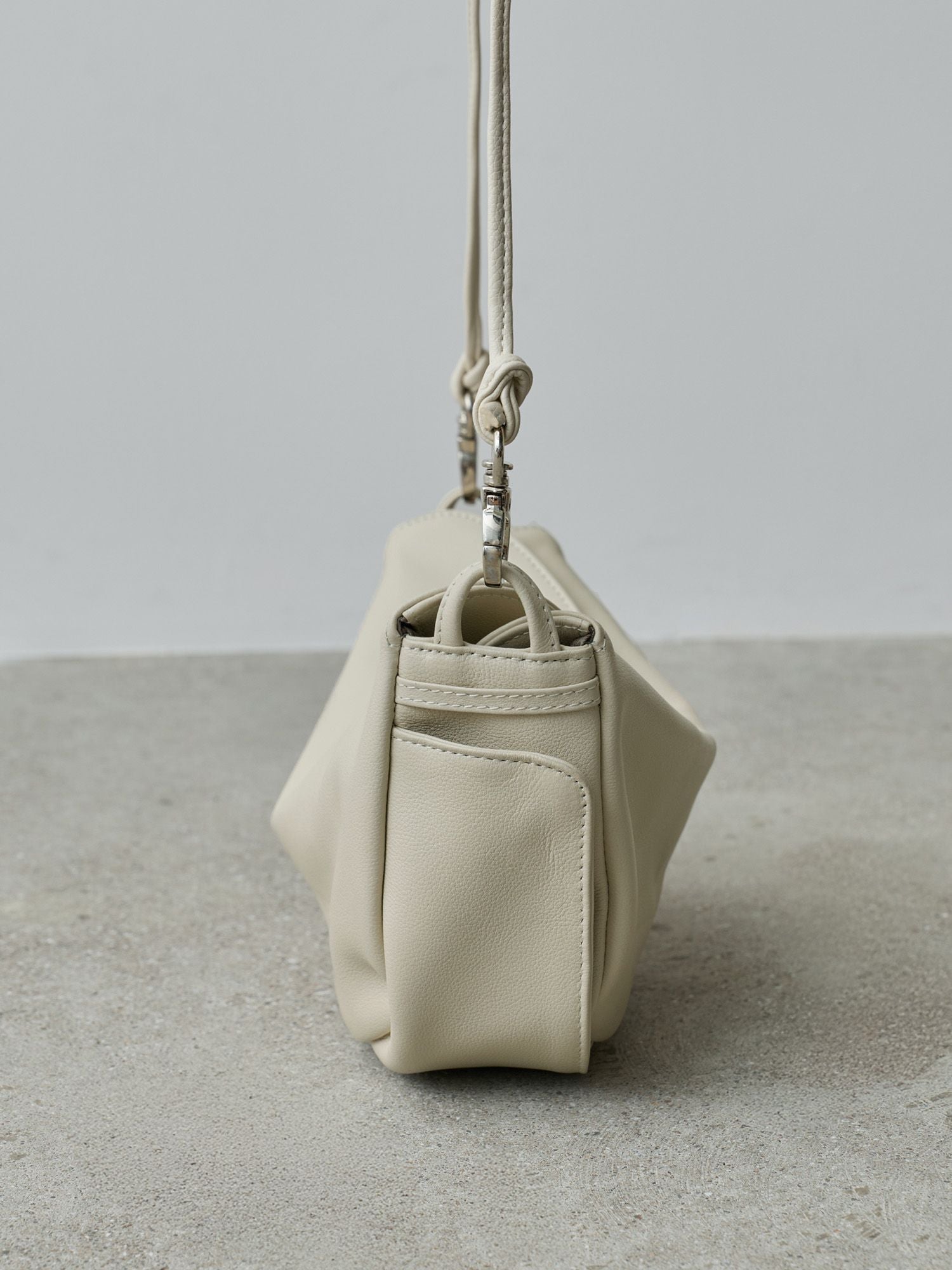 マルチウェイソフトレザーバッグ