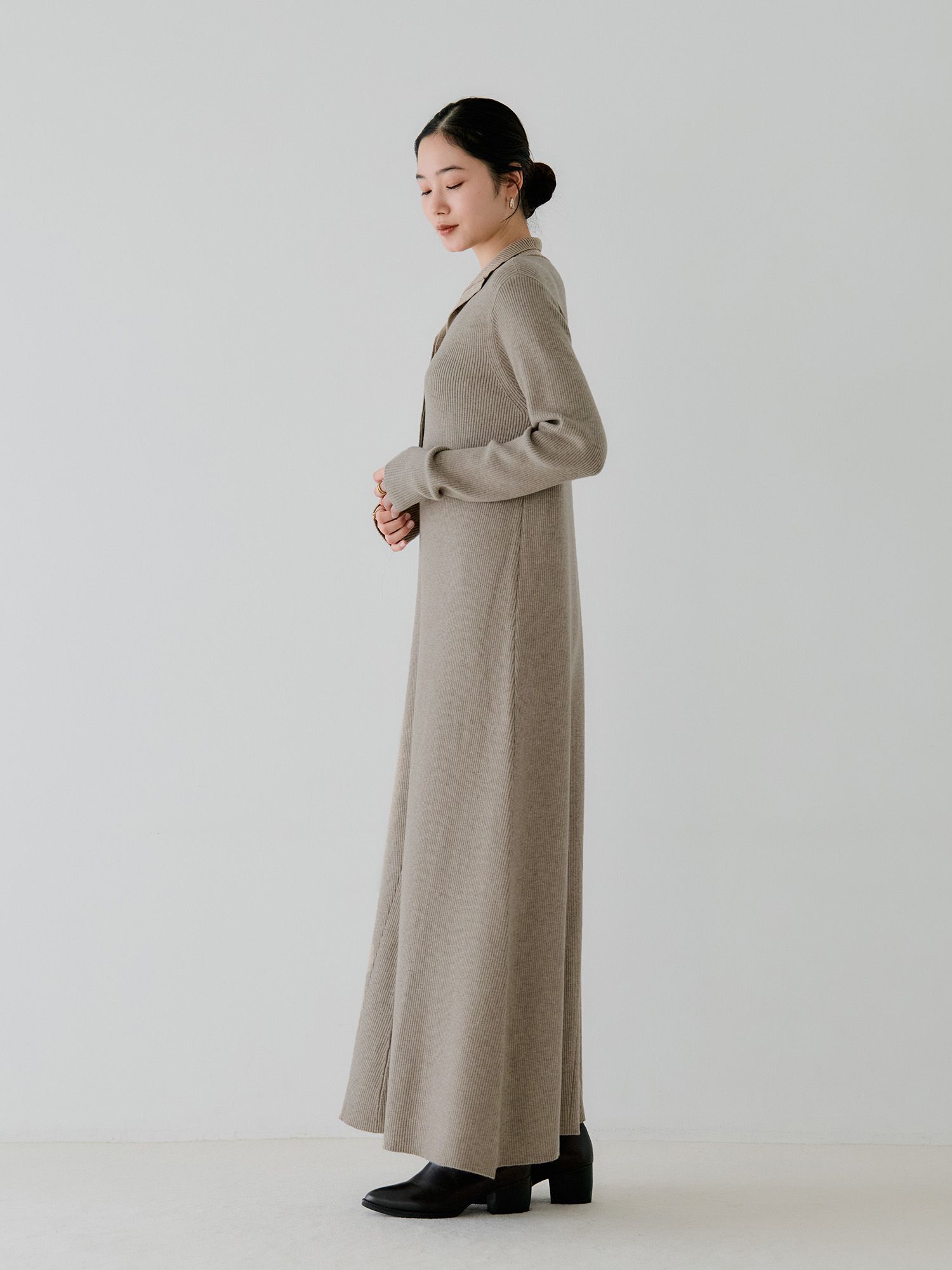 H168 B77 W60 H86 / 着用サイズ : size3