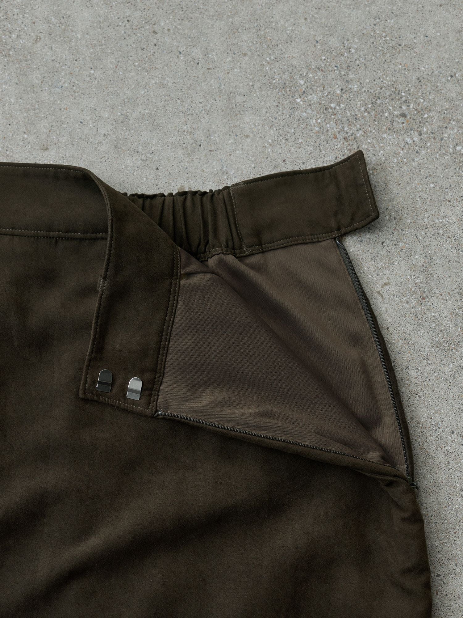 フェイクスウェードIラインスカート