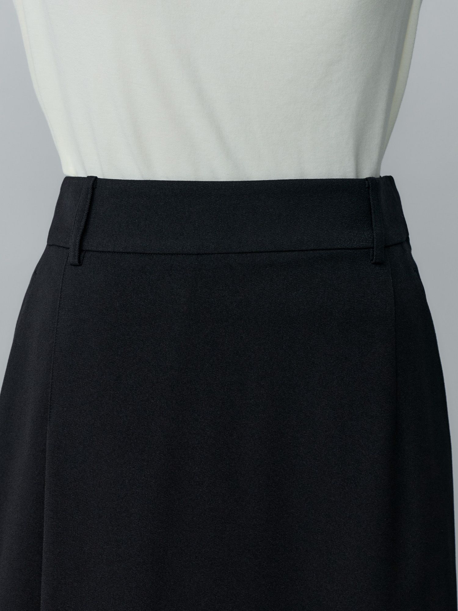 3wayスリットIラインスカート