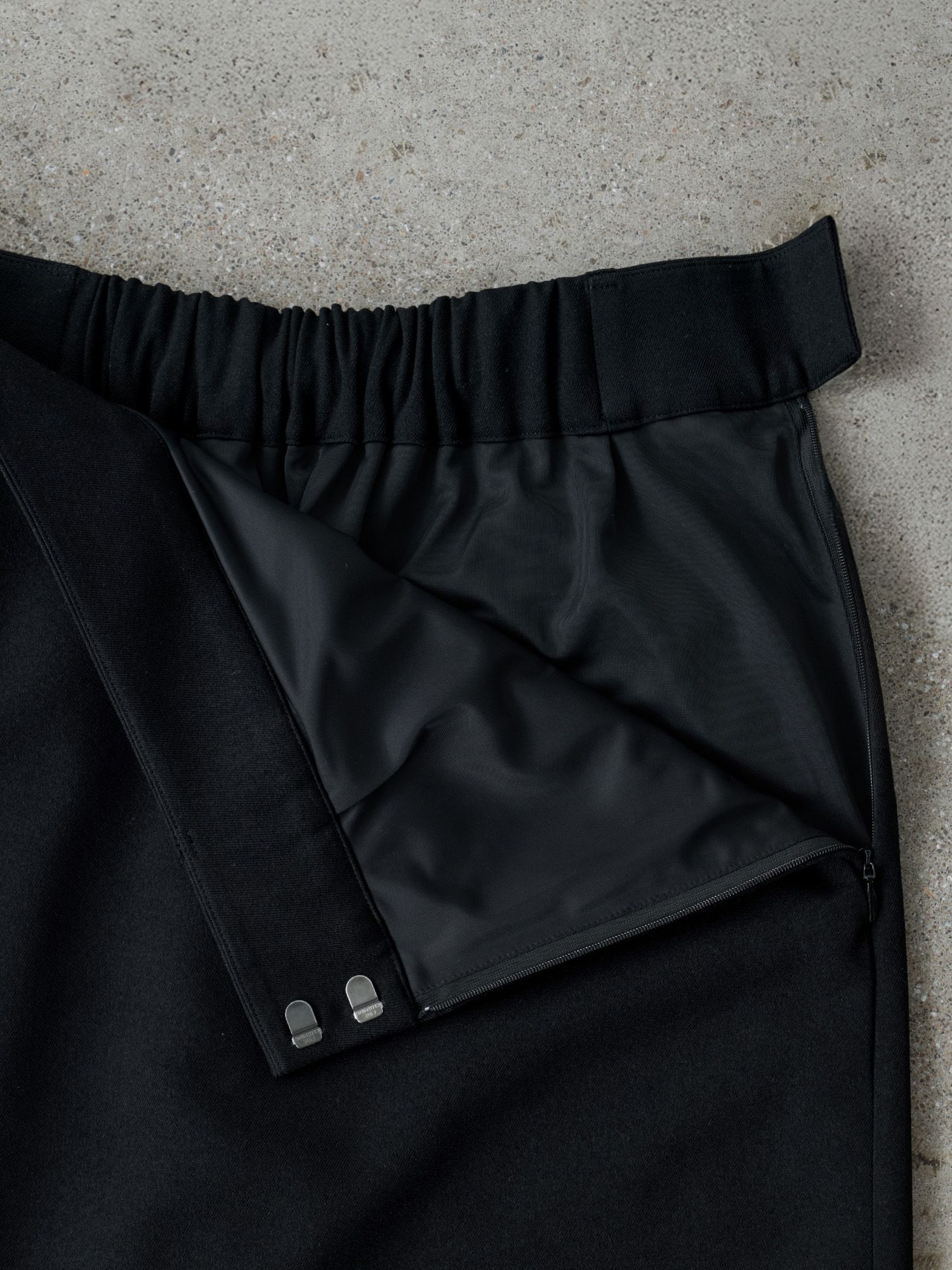 3wayスリットIラインスカート