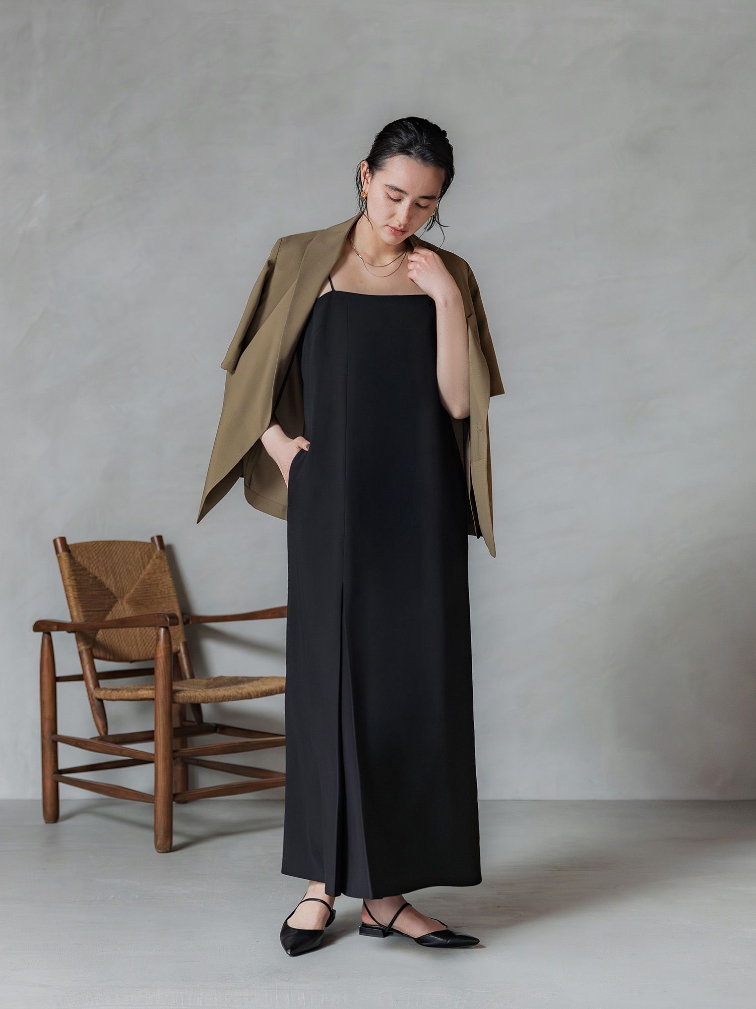 H173 B83 W66 H96 / 着用サイズ : size3