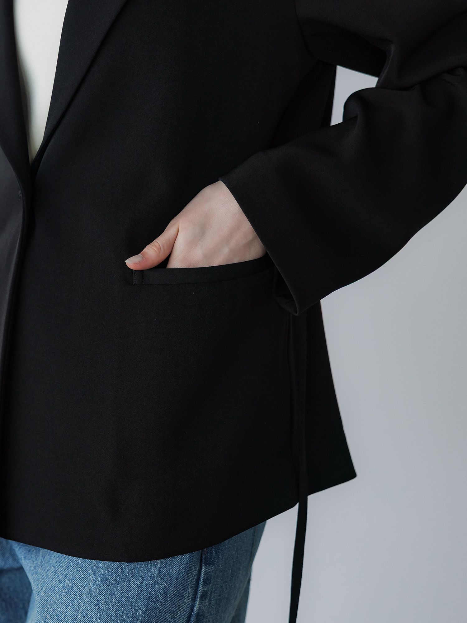 H167 B81 W57 H89 / 着用サイズ : size3