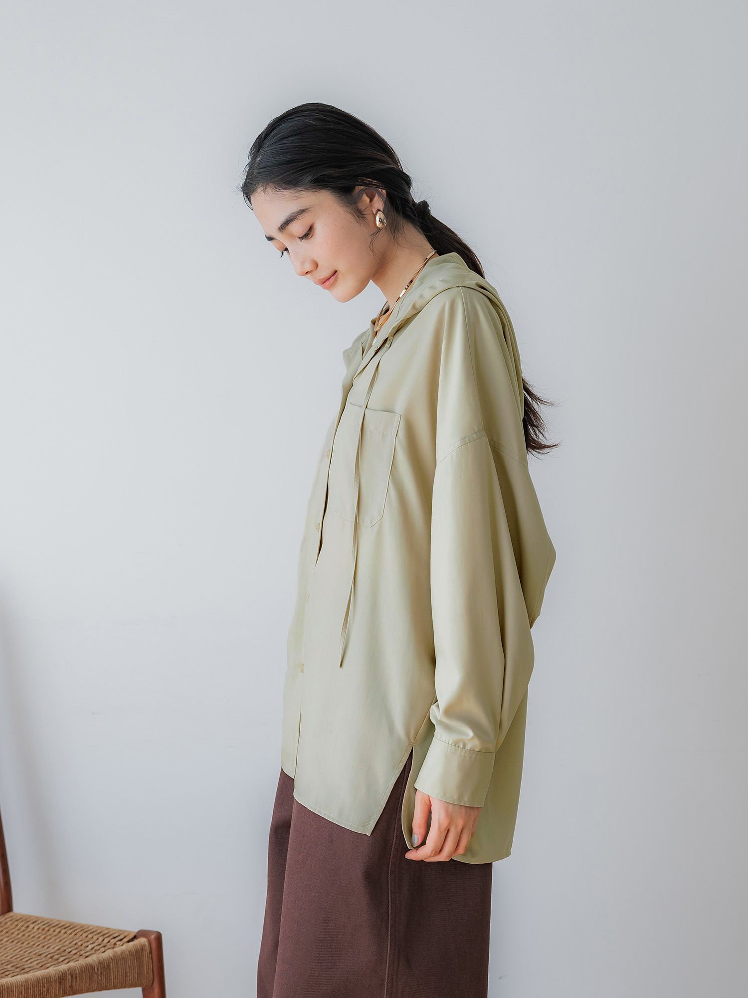 H172 B77 W56.5 H84.5 / 着用サイズ : size2