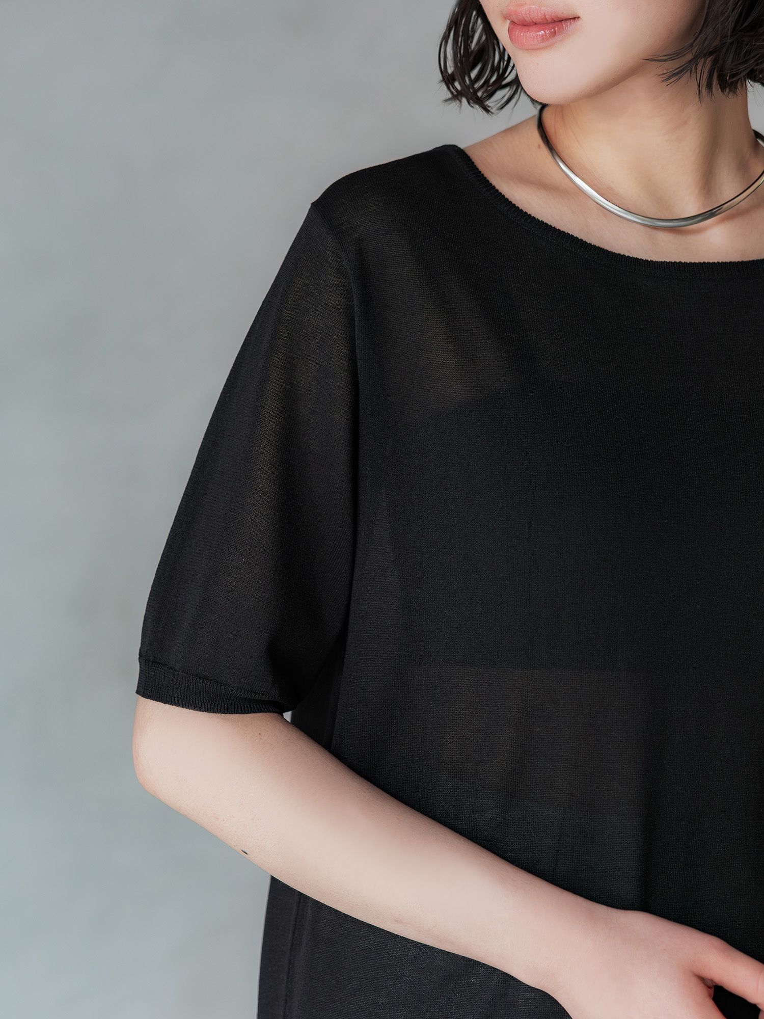 H173 B83 W66 H96 / 着用サイズ : サンプル