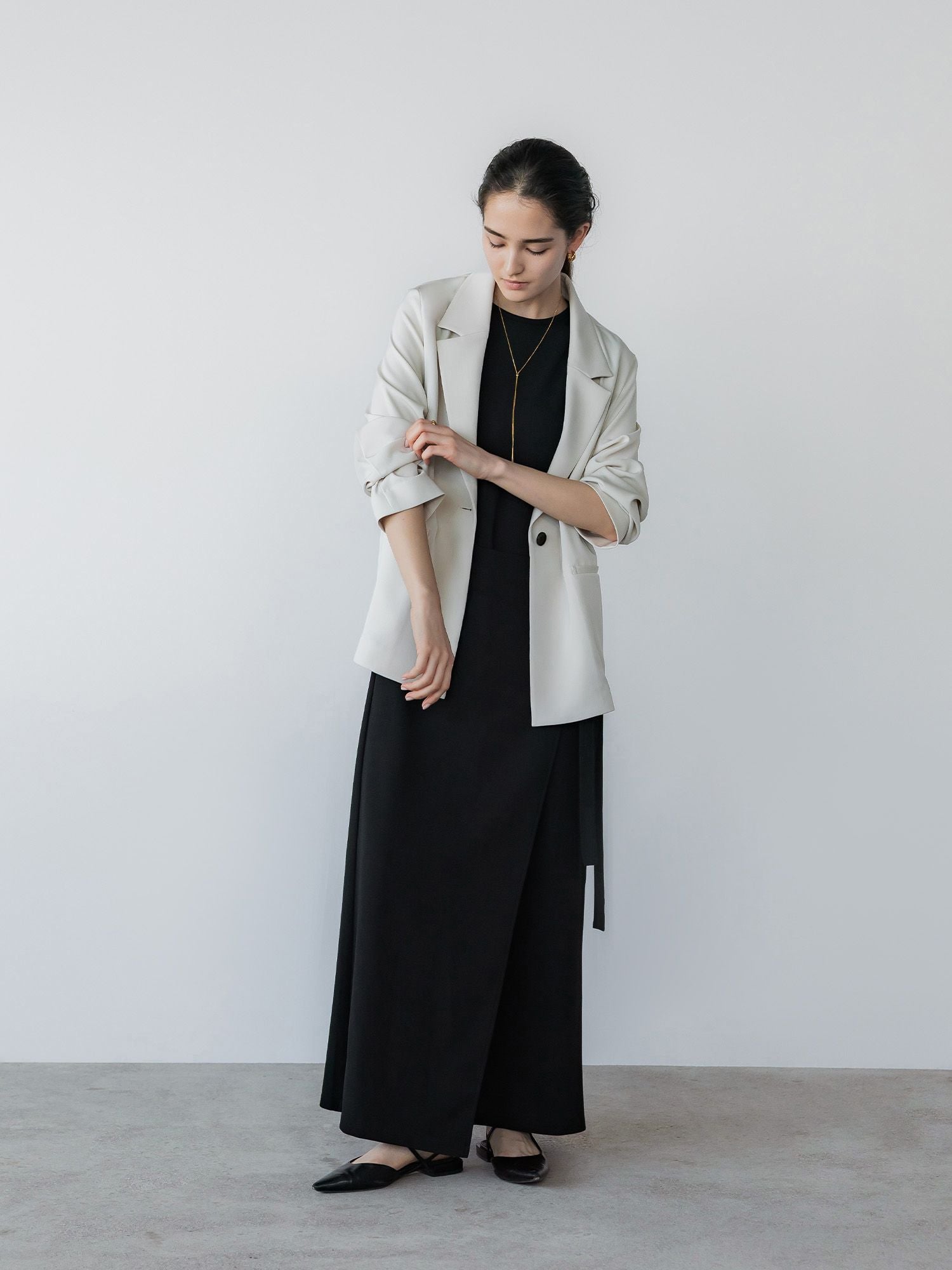 H167 B81 W57 H89 / 着用サイズ : size3