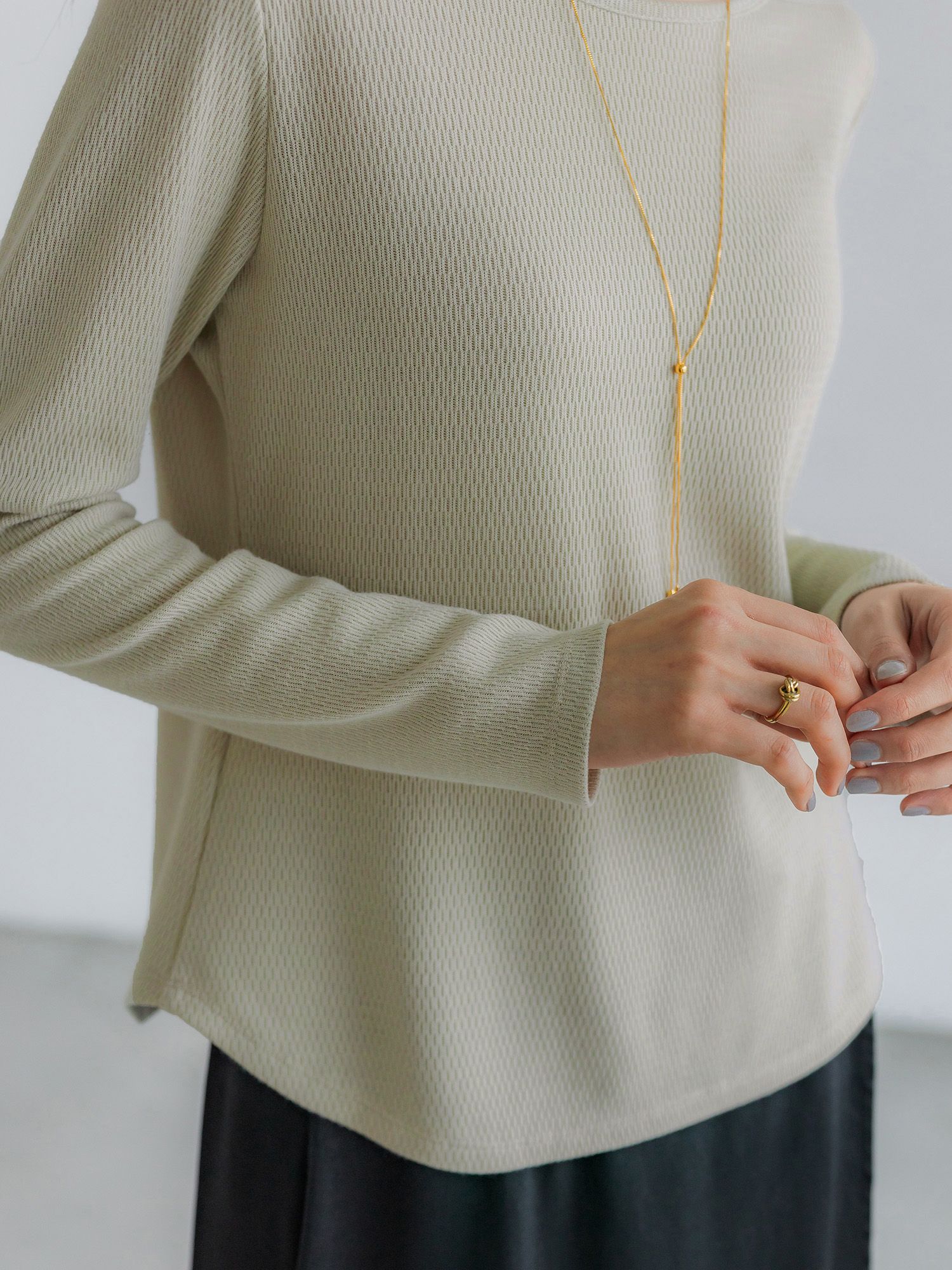 H172 B77 W56.5 H84.5 / 着用サイズ : size2