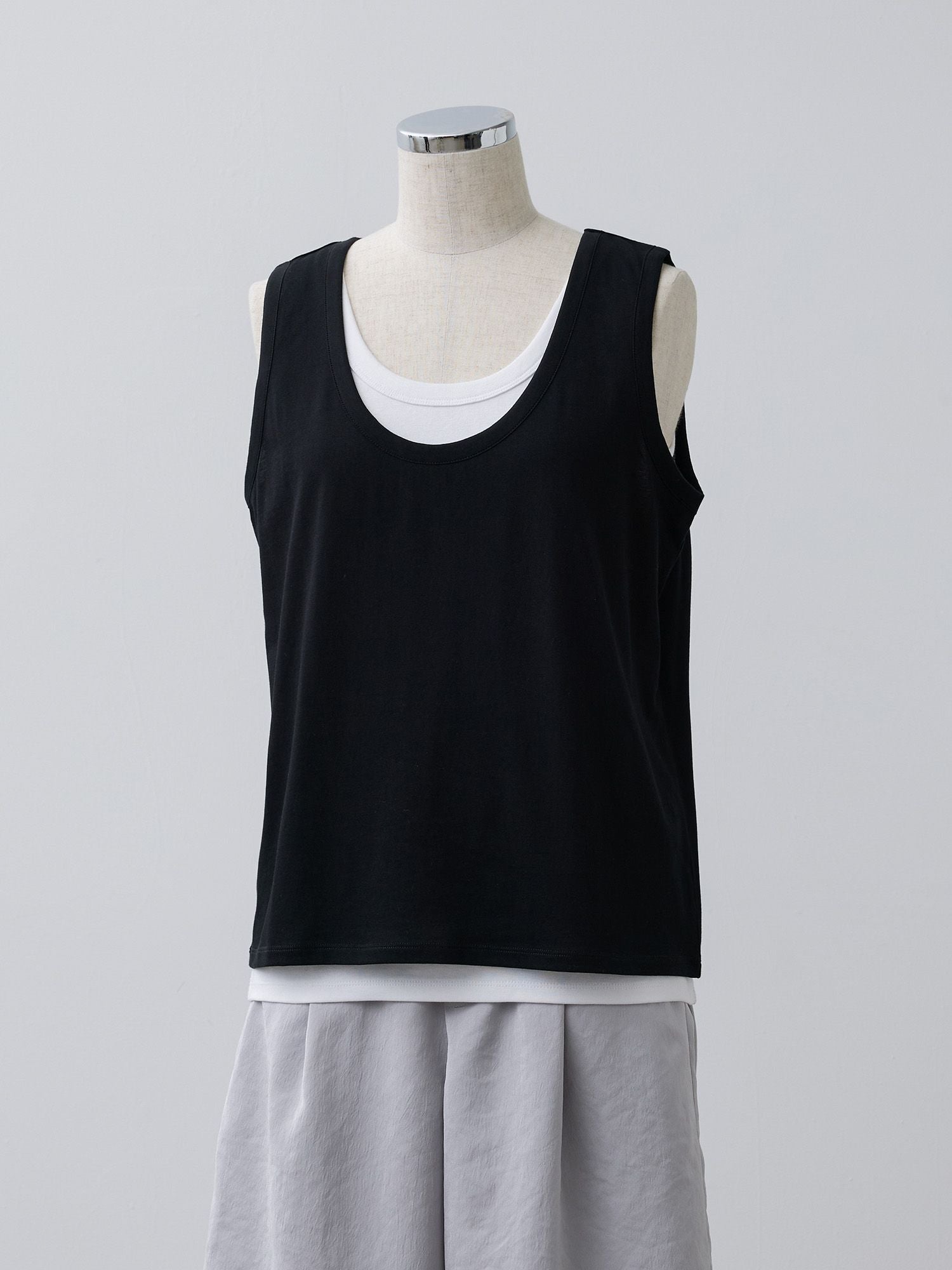 マルチウェイレイヤードタンクトップ