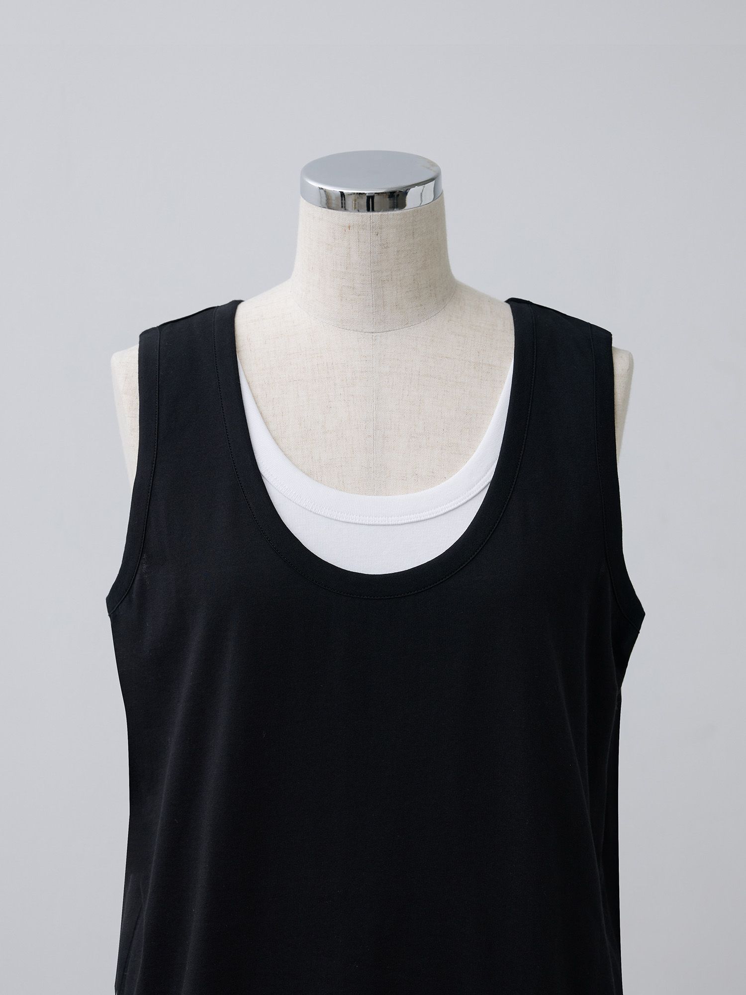 マルチウェイレイヤードタンクトップ