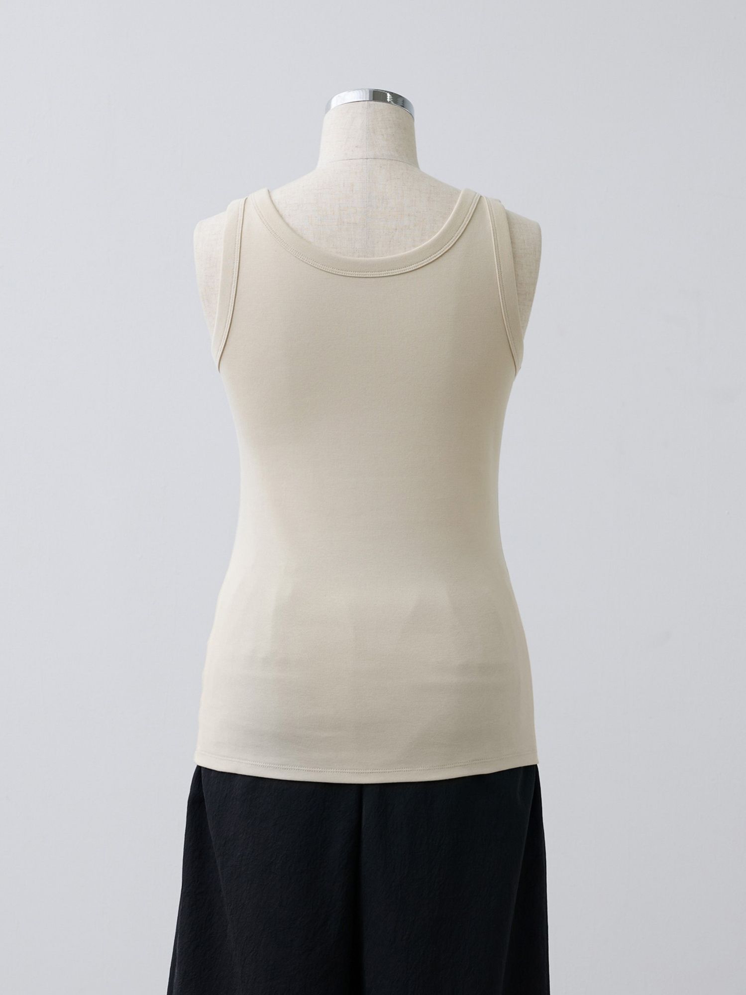 マルチウェイレイヤードタンクトップ