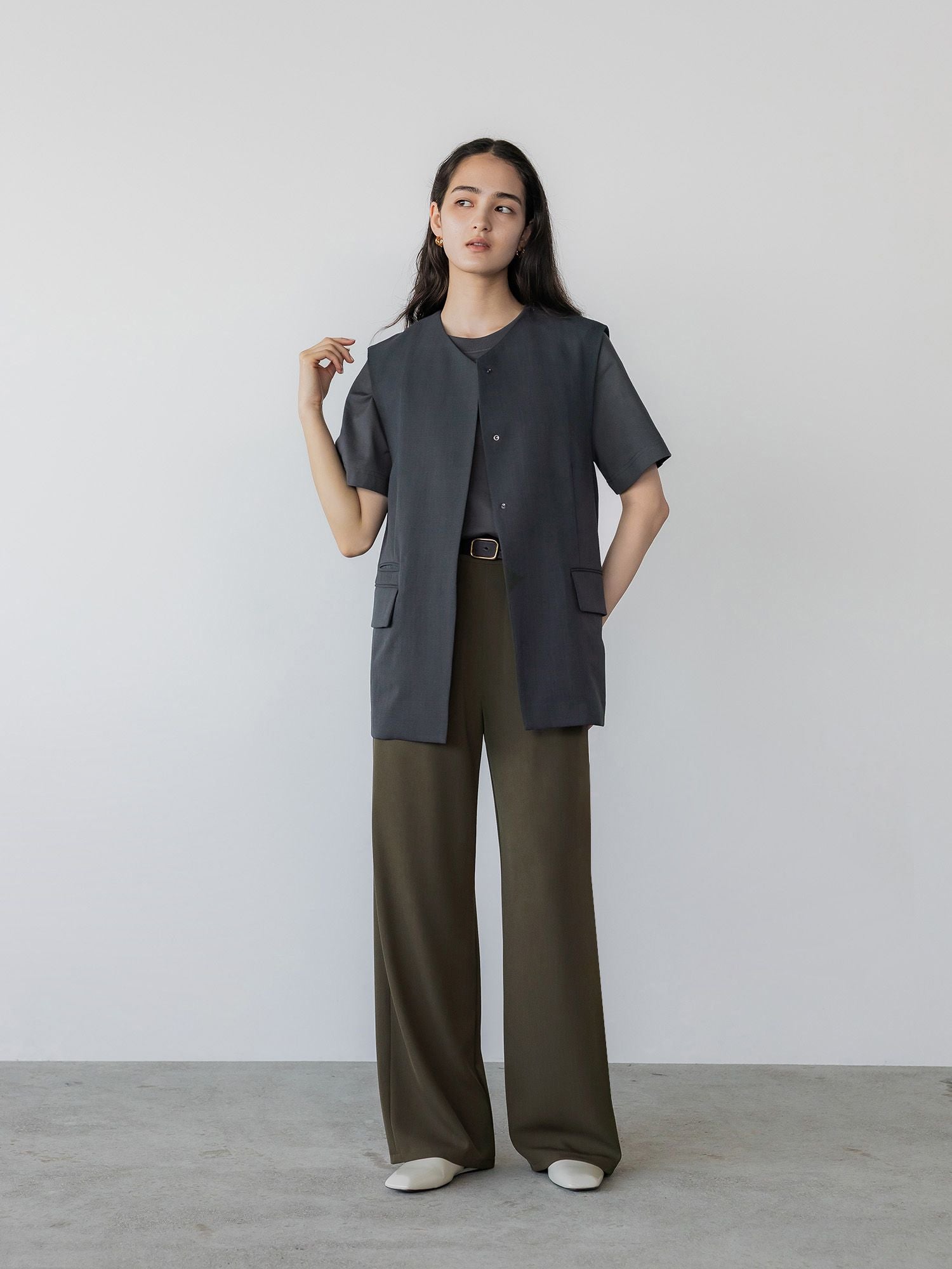 H167 B81 W57 H89 / 着用サイズ : size2