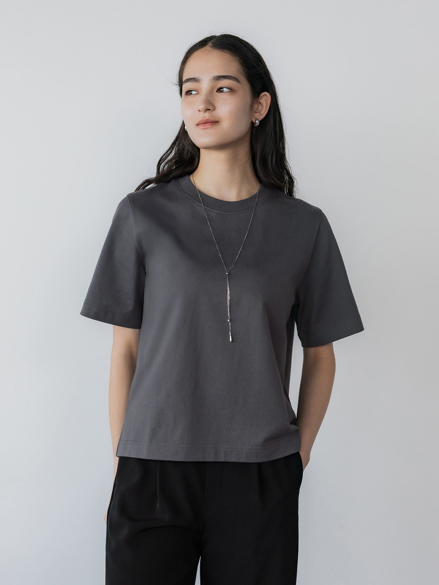 H167 B81 W57 H89 / 着用サイズ : size2