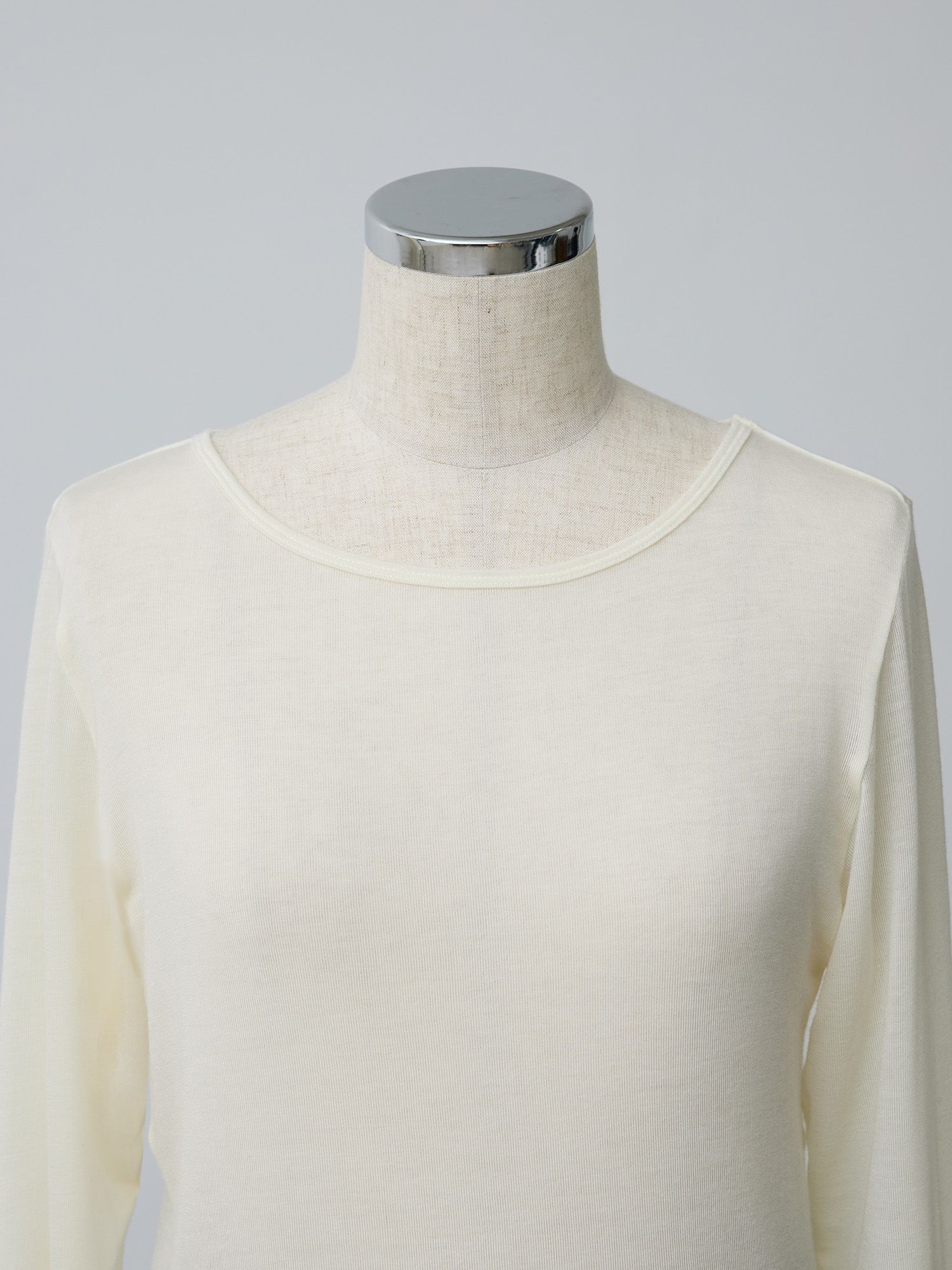 シルクブレンドボートネックロンT