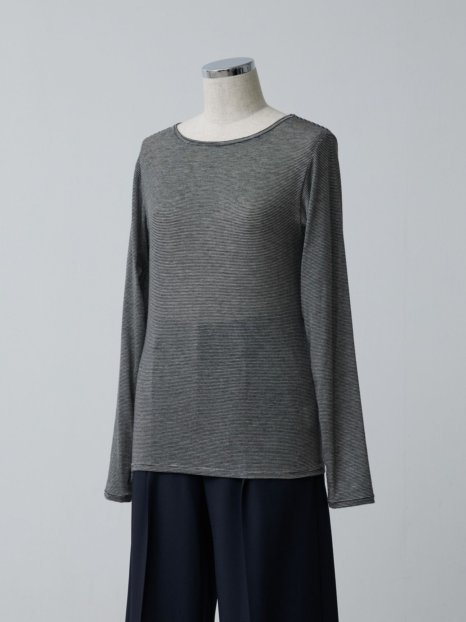 シルクブレンドボートネックロンT