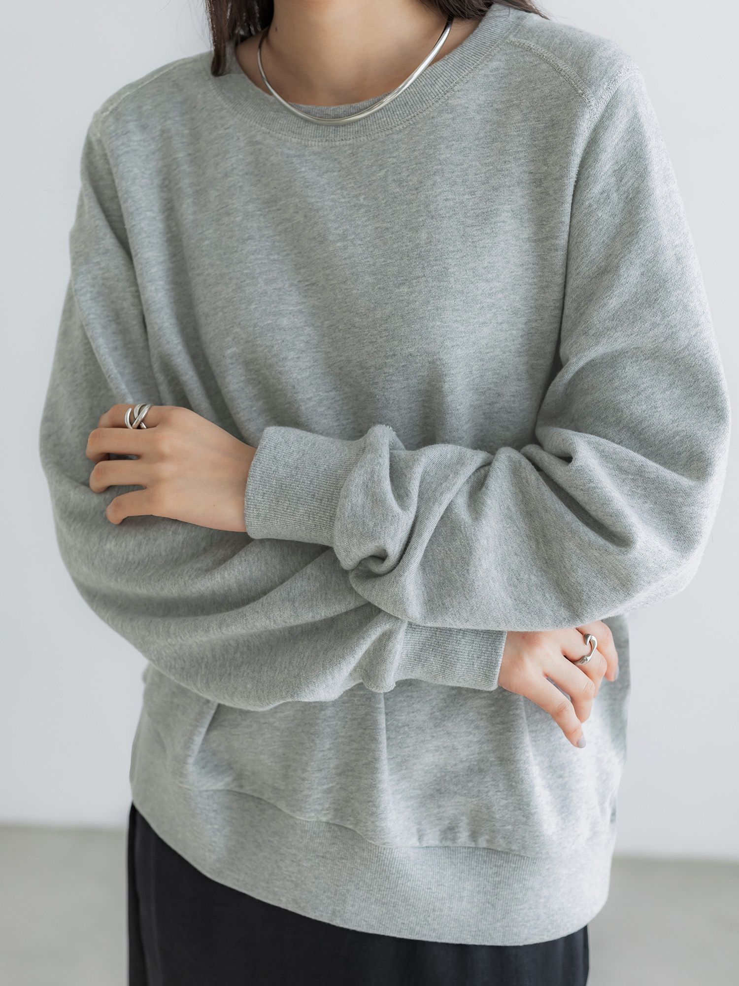 H172 B77 W56.5 H84.5 / 着用サイズ : size2