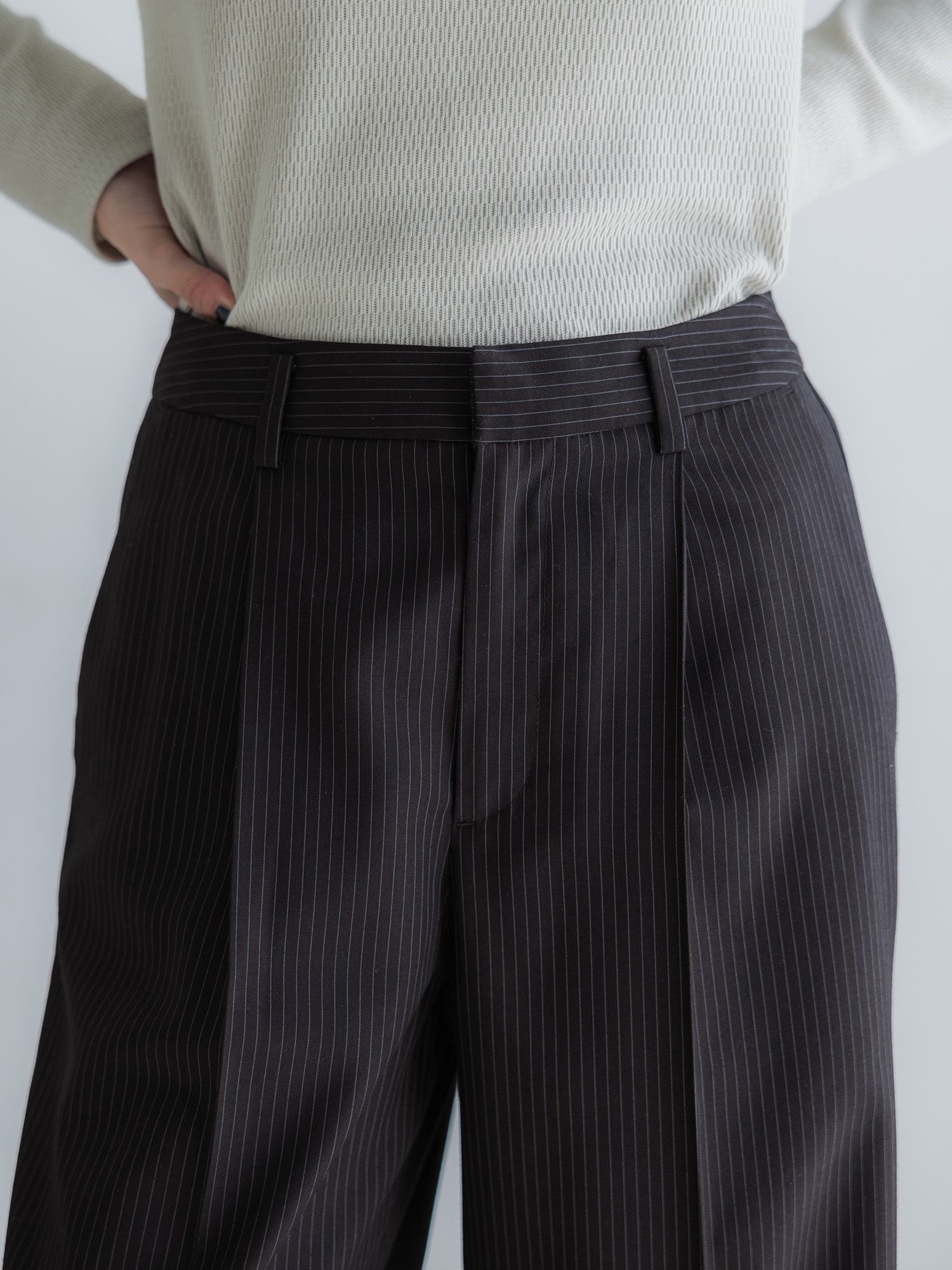 H170 B78 W59 H85 / 着用サイズ : サンプル