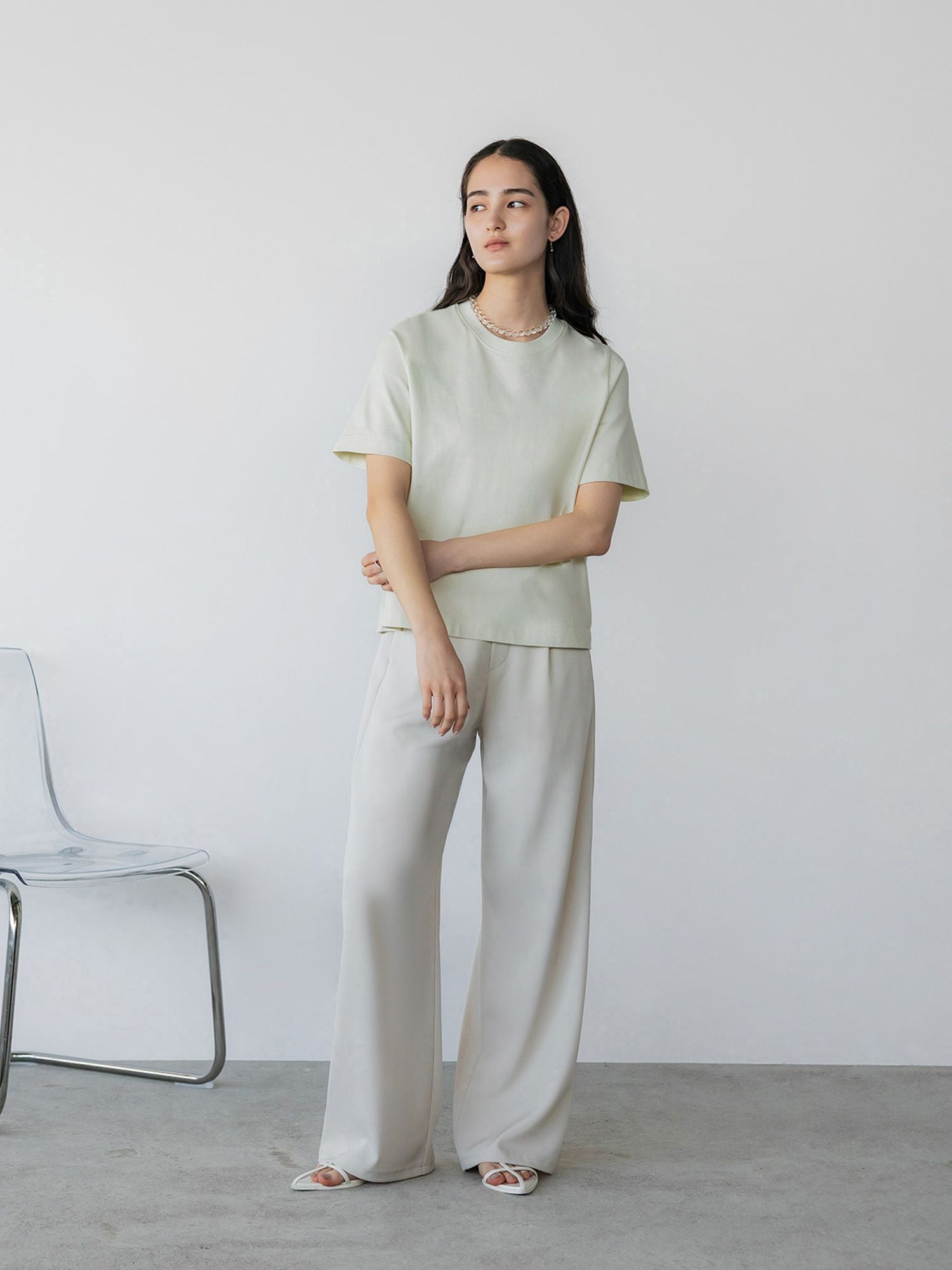 H167 B81 W57 H89 / 着用サイズ : サンプル